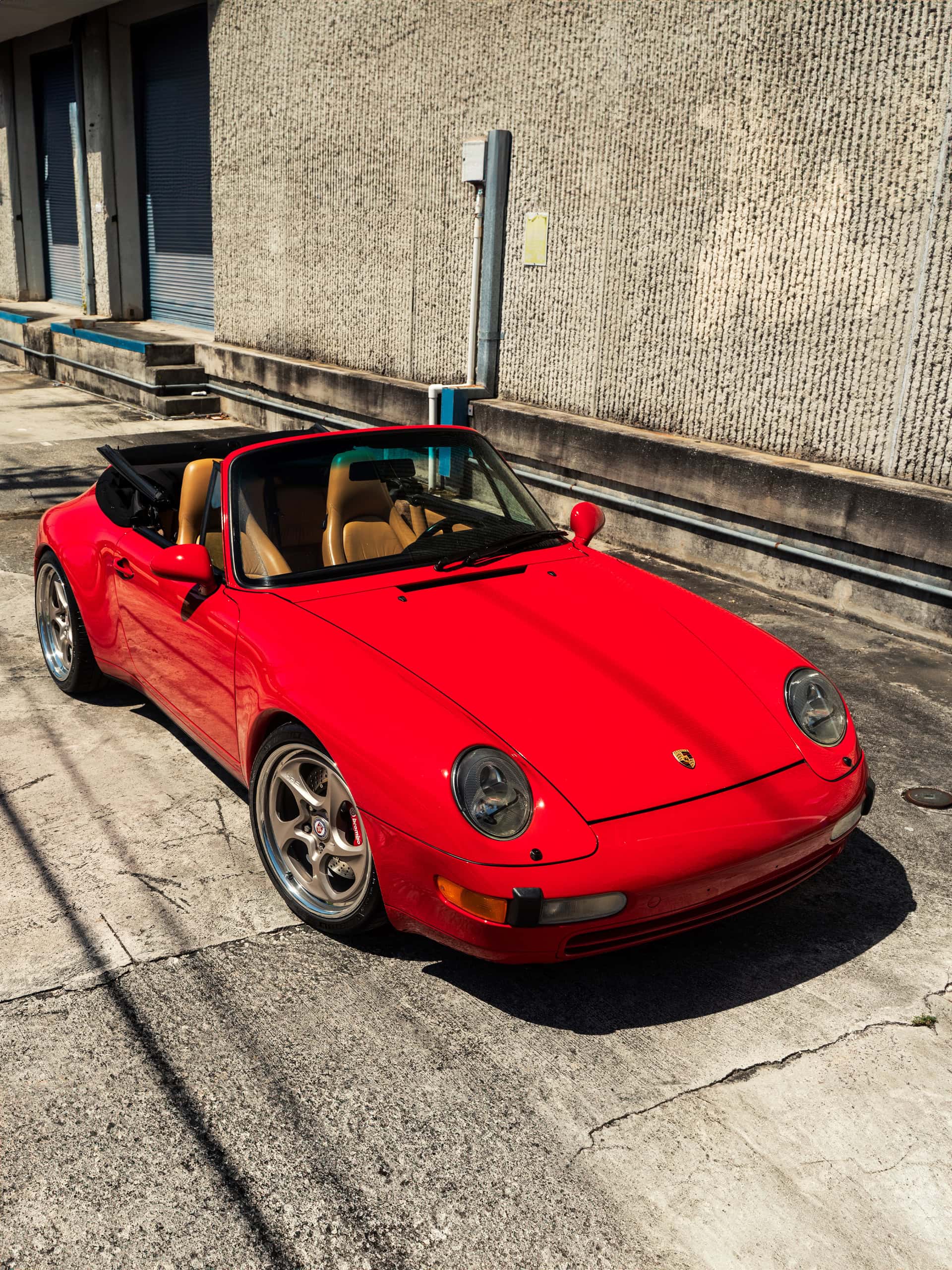 Porsche 993 Carrera Cabriolet on HRE 522