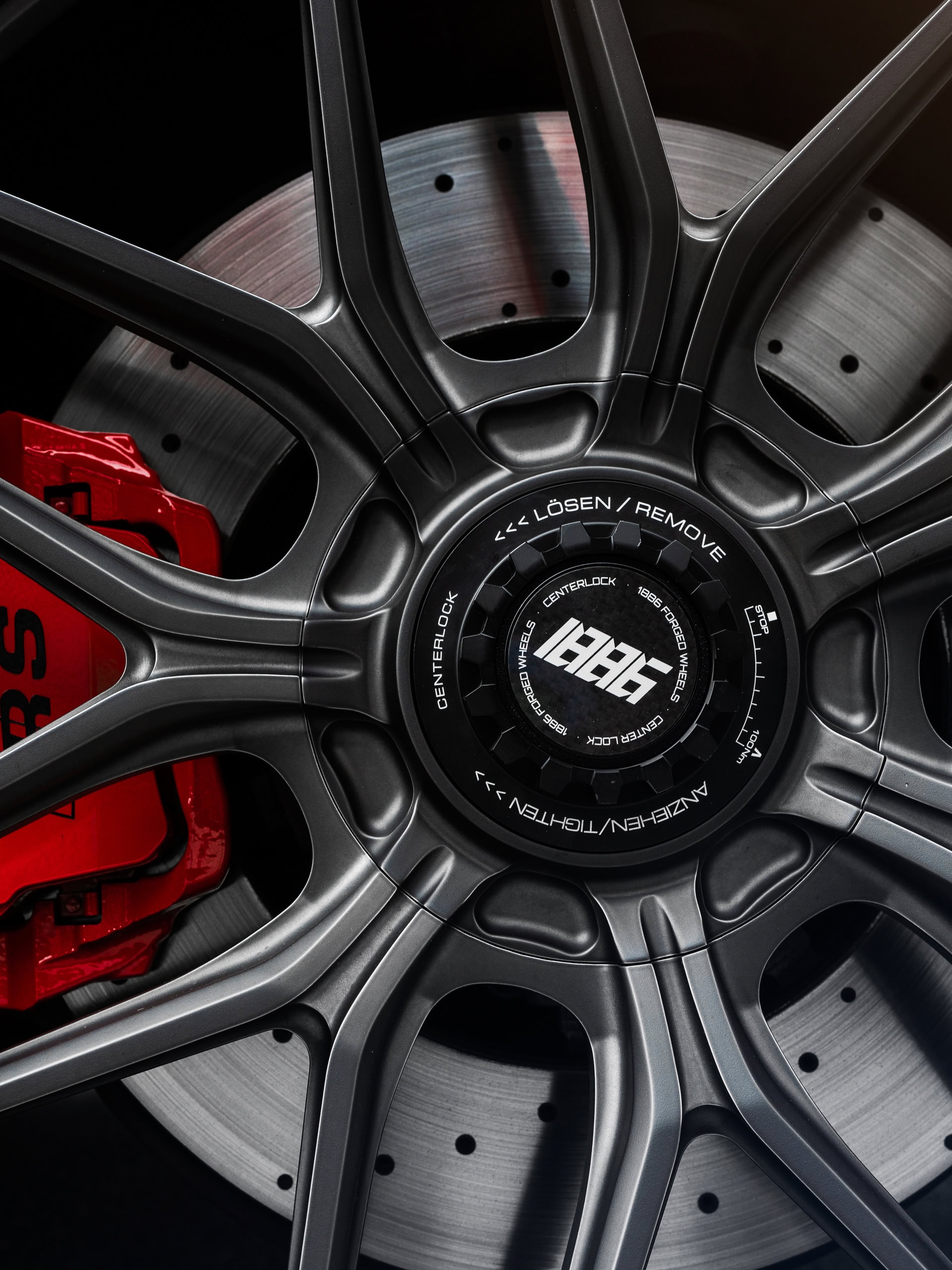 Audi RSQ8 on 1886 wheels