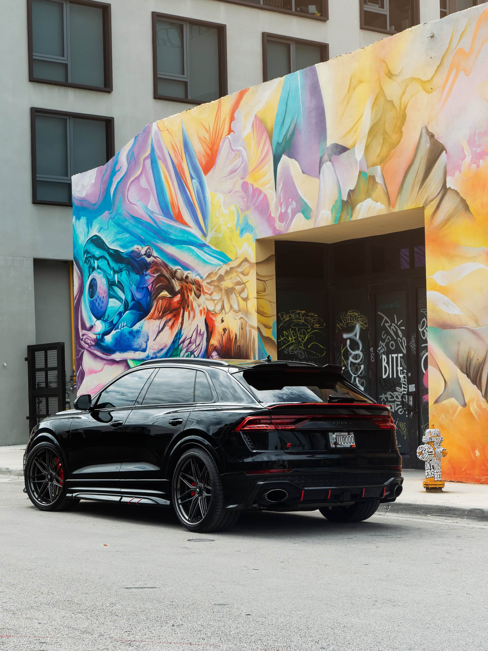 Audi RSQ8 on 1886 wheels
