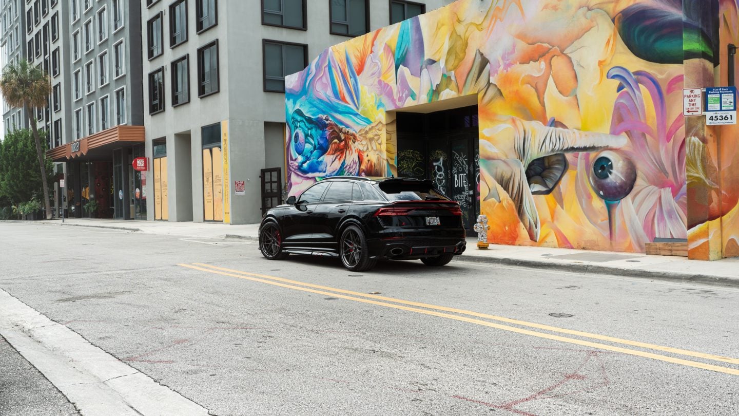 Audi RSQ8 on 1886 wheels