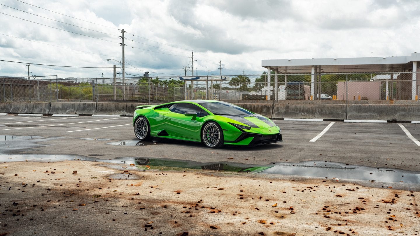 Lamborghini Huracan on HRE 520M