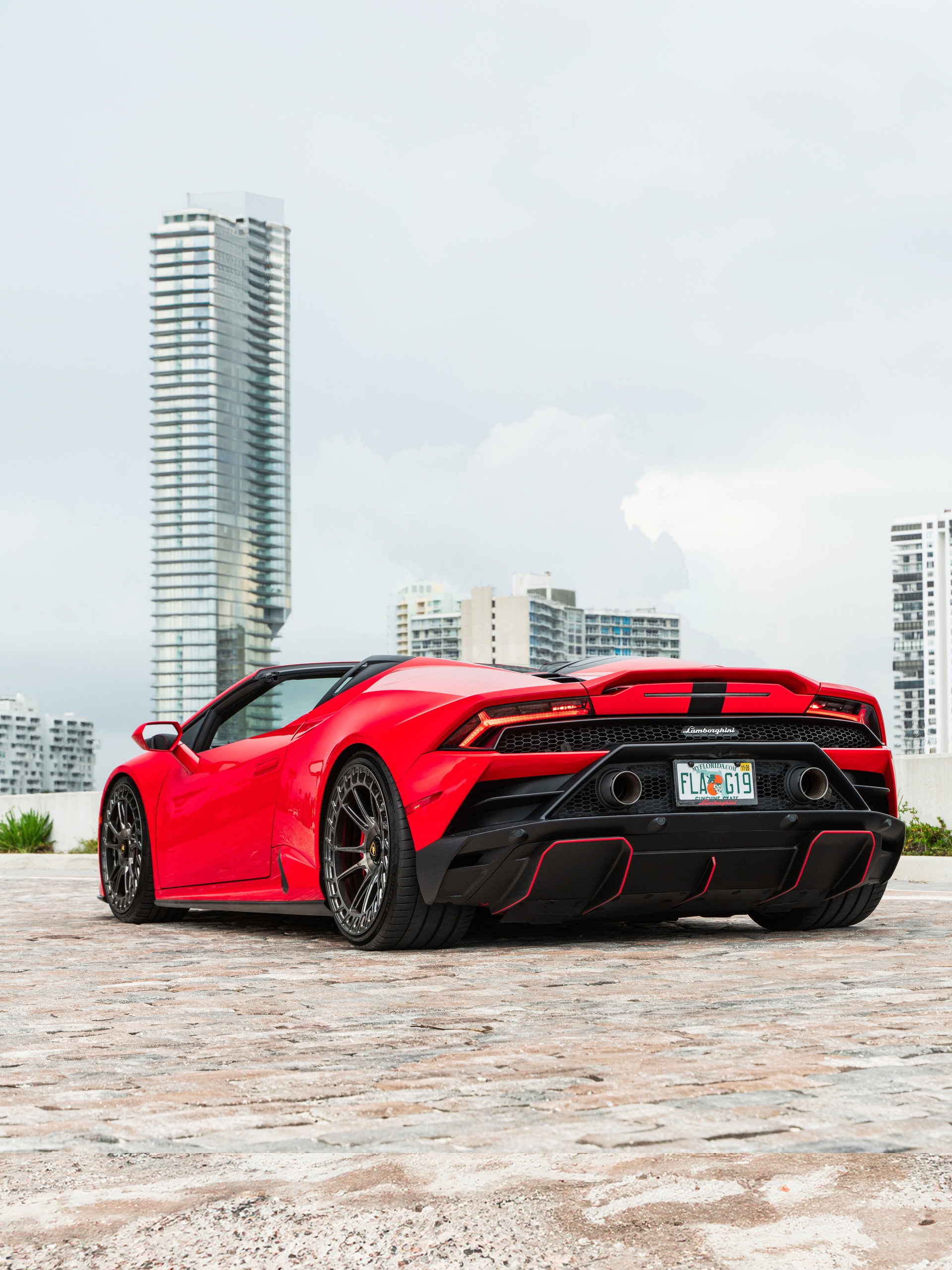 Lamborghini Huracan EVO on Avant Garde Wheels.