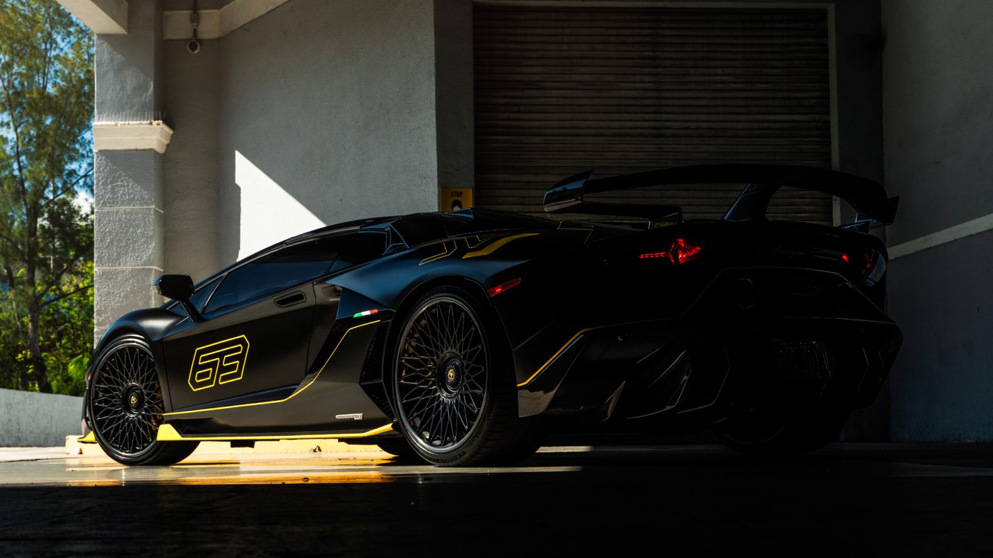 Lamborghini Aventador SVJ – RETROSeries RS7.3