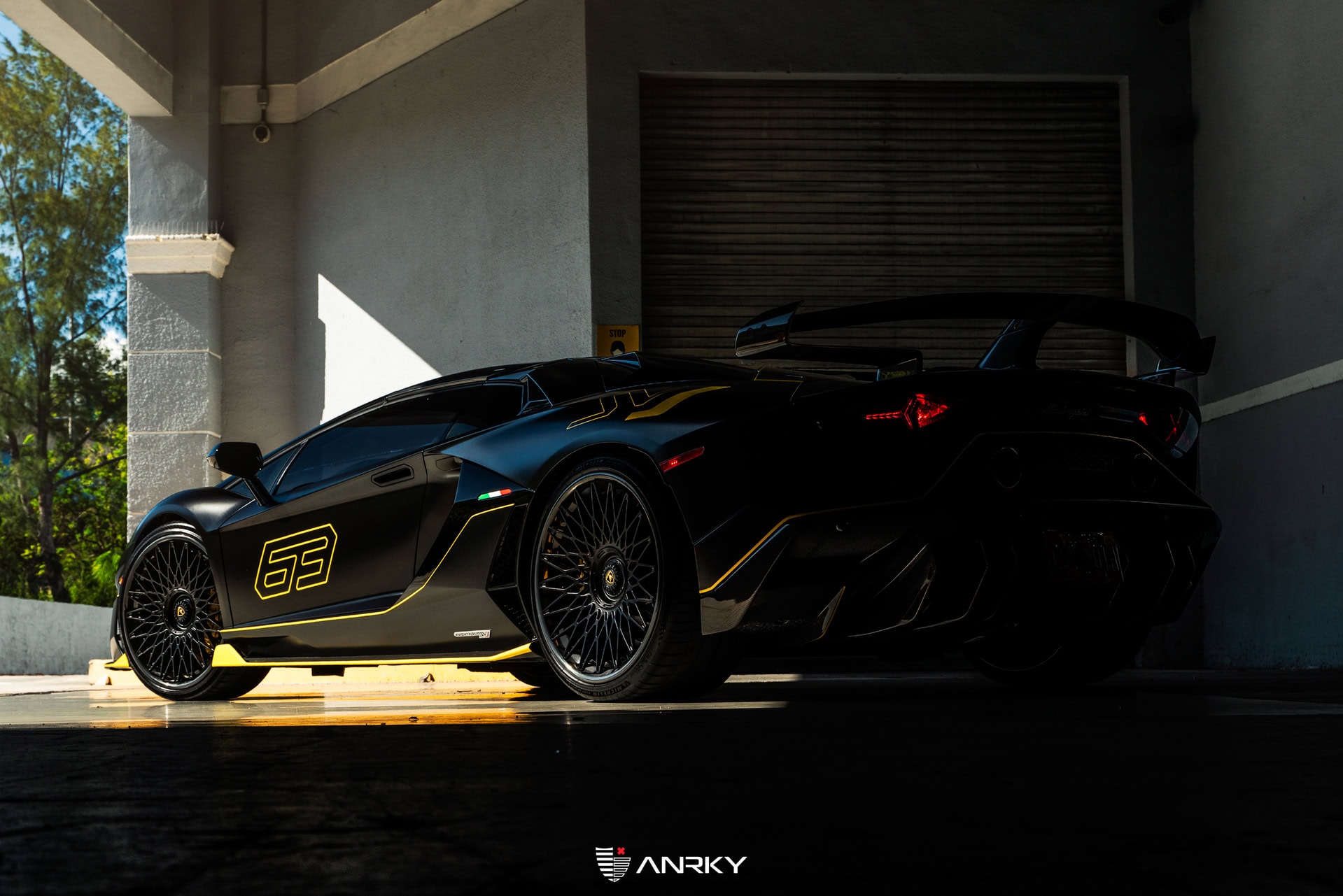 Lamborghini Aventador SVJ – RETROSeries RS7.3