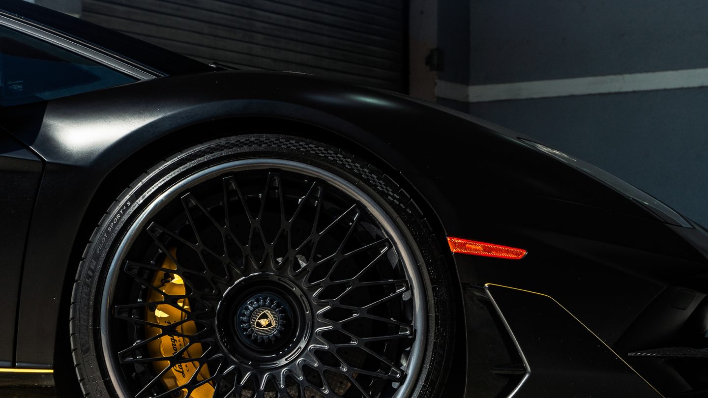 Lamborghini Aventador SVJ – RETROSeries RS7.3