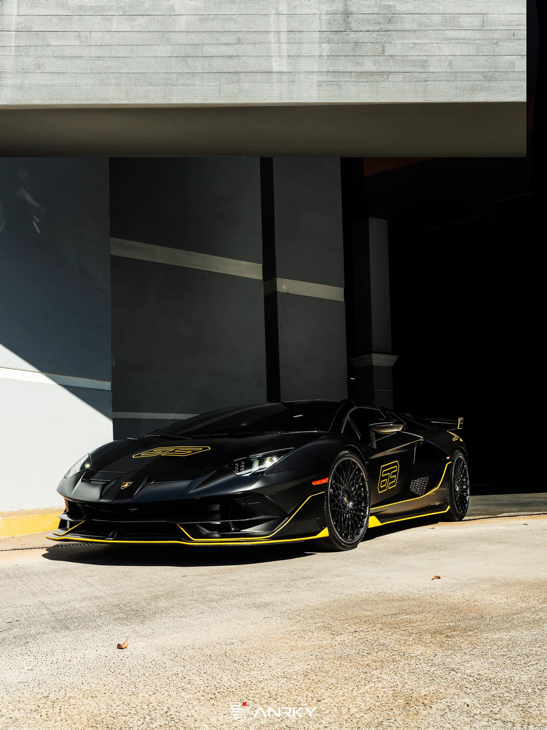Lamborghini Aventador SVJ – RETROSeries RS7.3