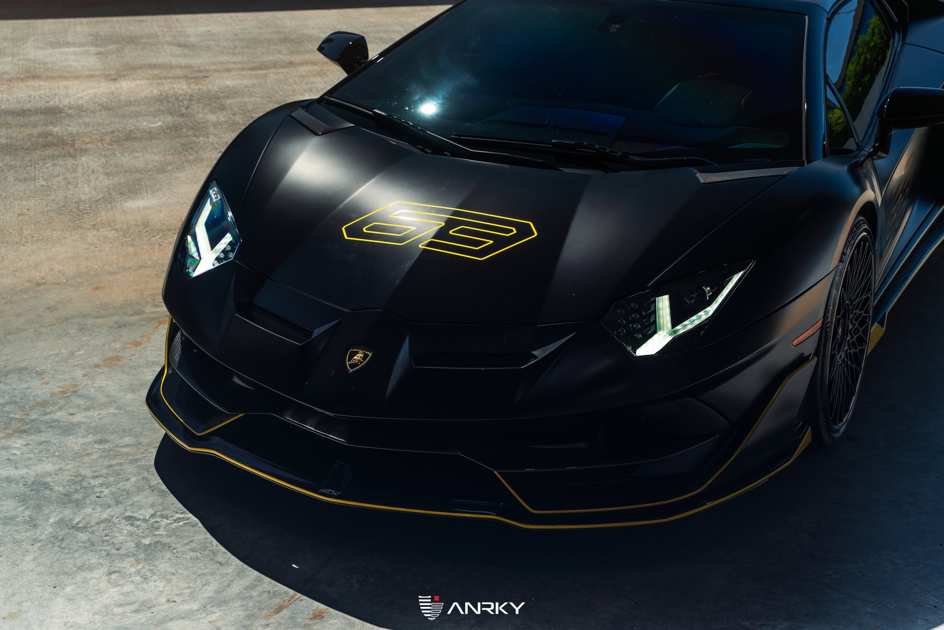 Lamborghini Aventador SVJ – RETROSeries RS7.3