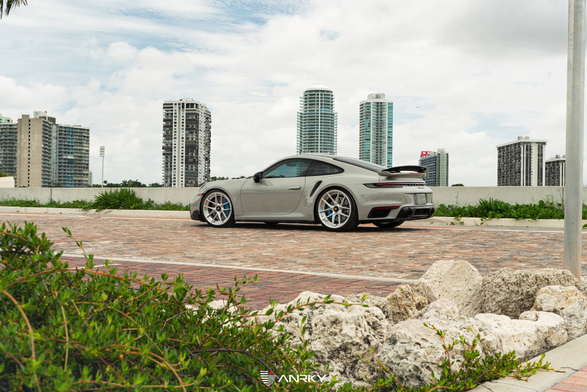 Photo 29 of Porsche 992 Turbo S  | Chalk | on ANRKY XR-201 | Brushed Clear
