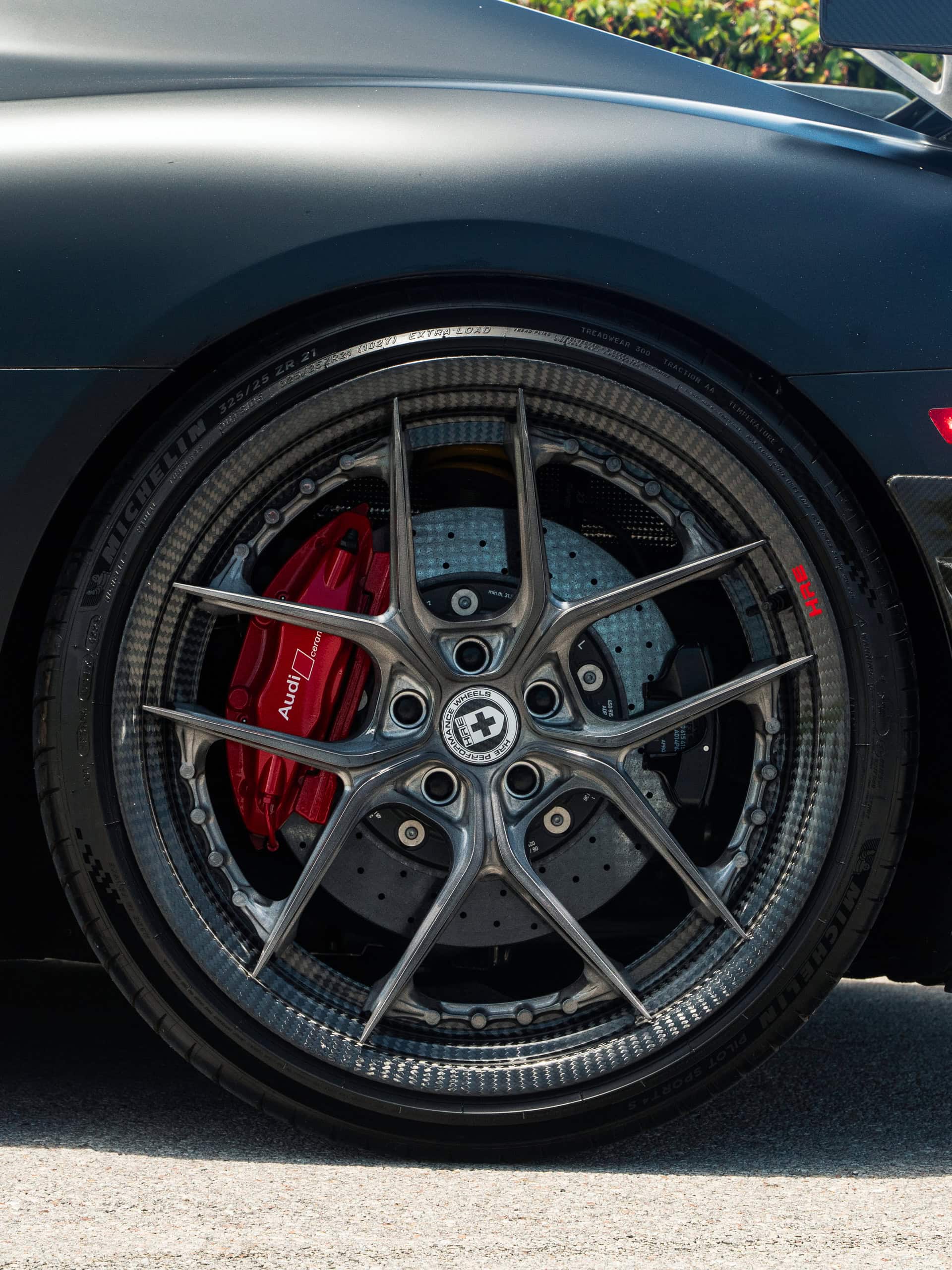 Audi R8 on HRE HX101 Carbon