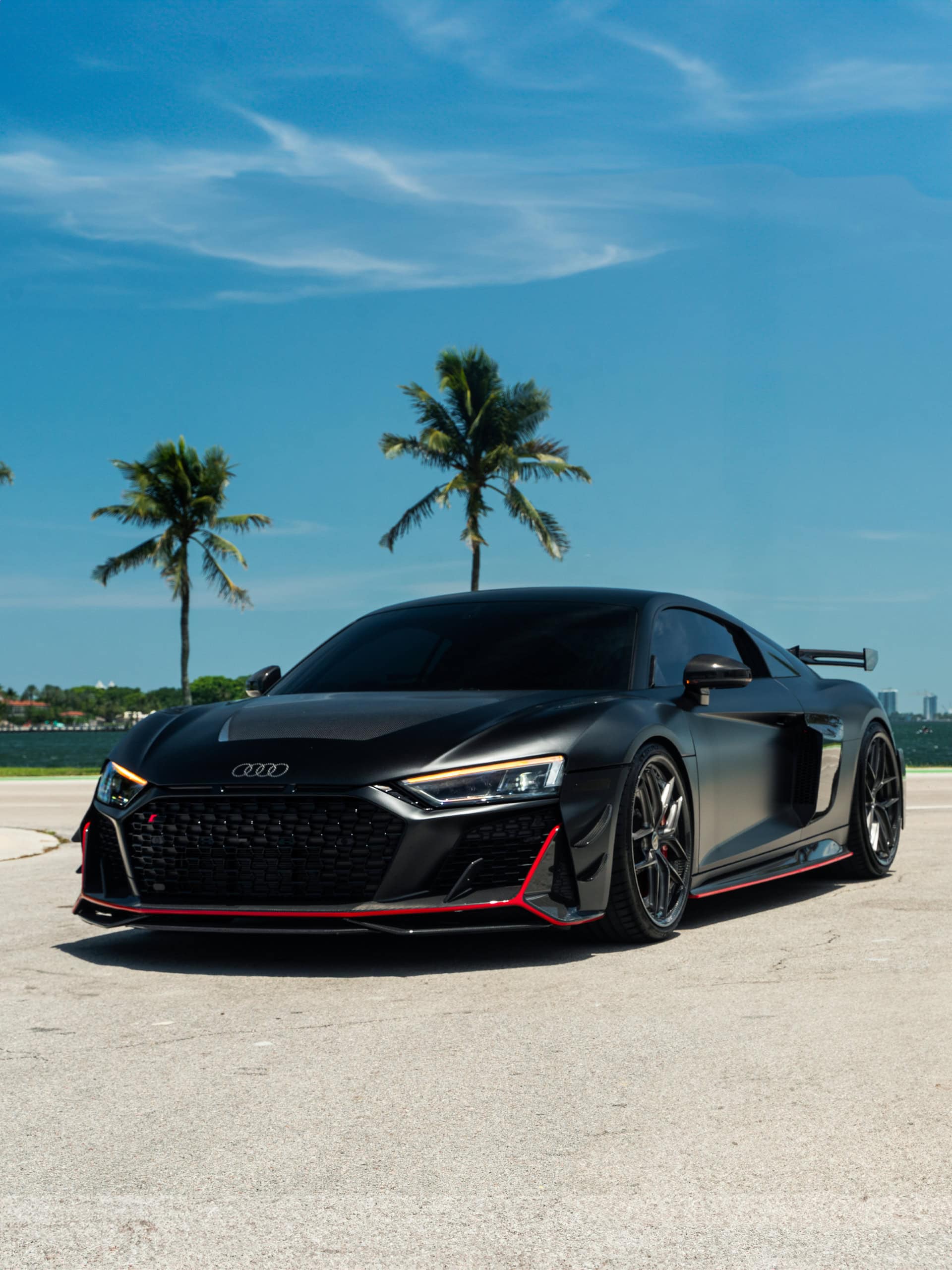 Audi R8 on HRE HX101 Carbon