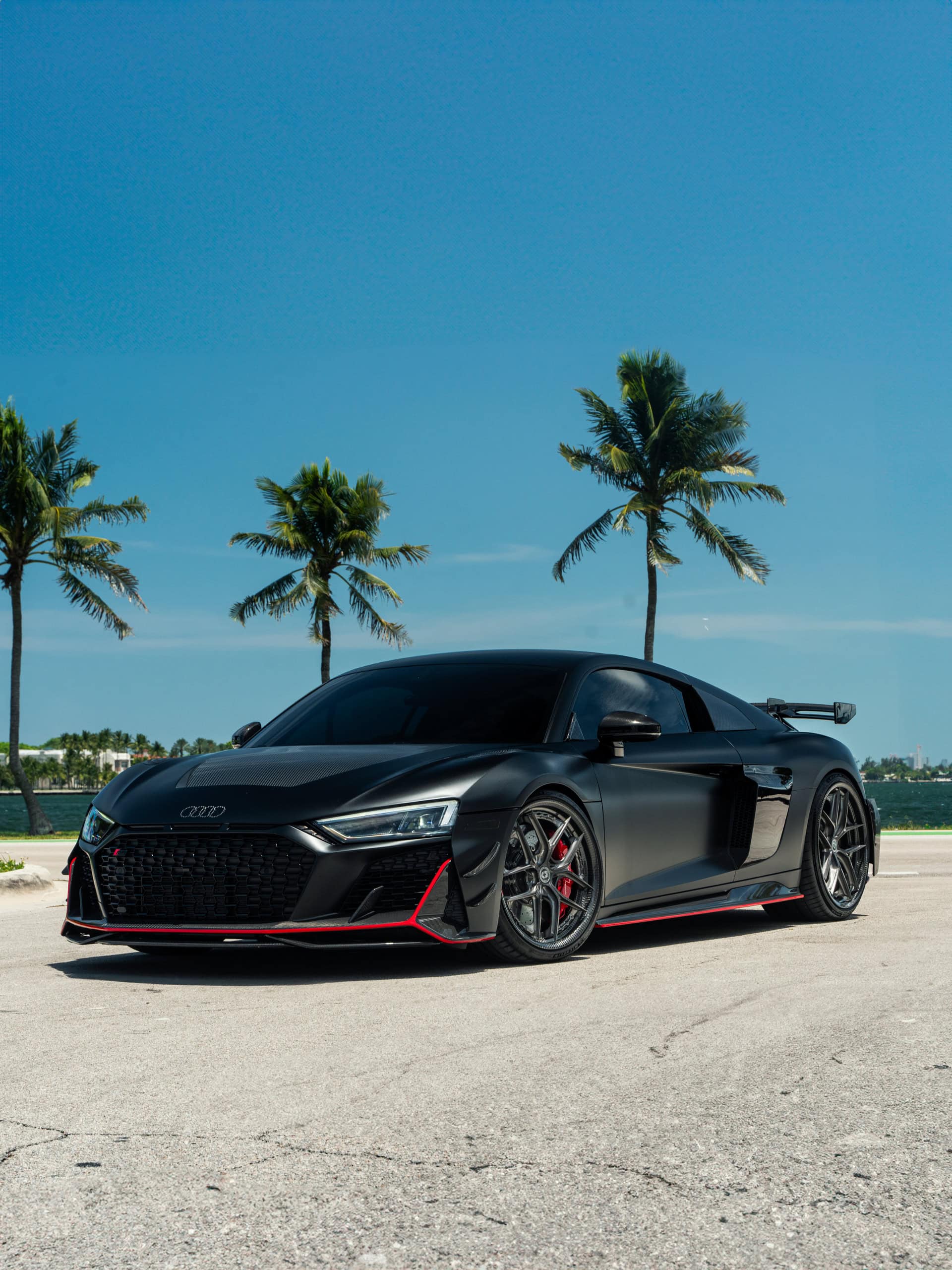 Audi R8 on HRE HX101 Carbon