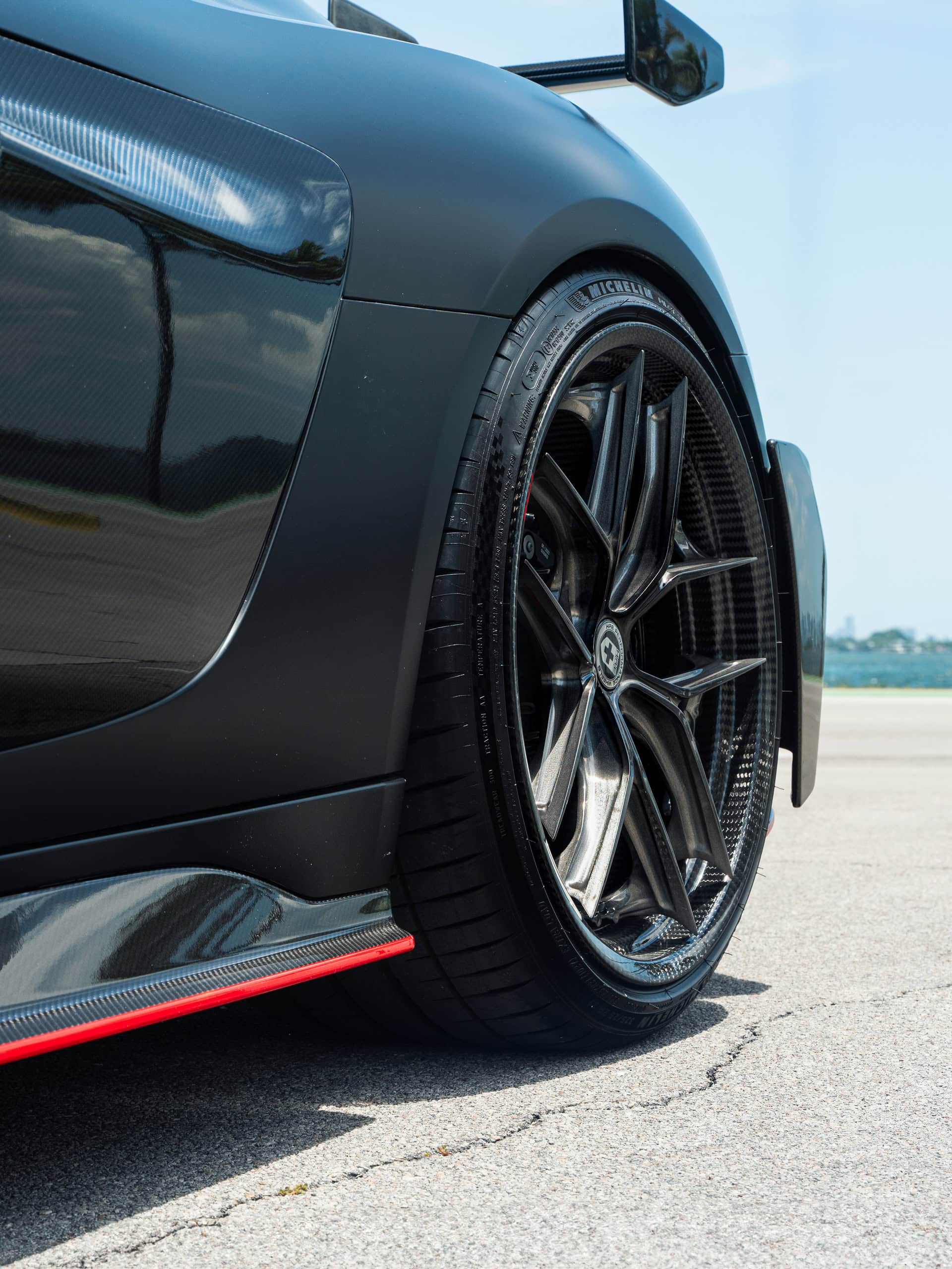 Audi R8 on HRE HX101 Carbon