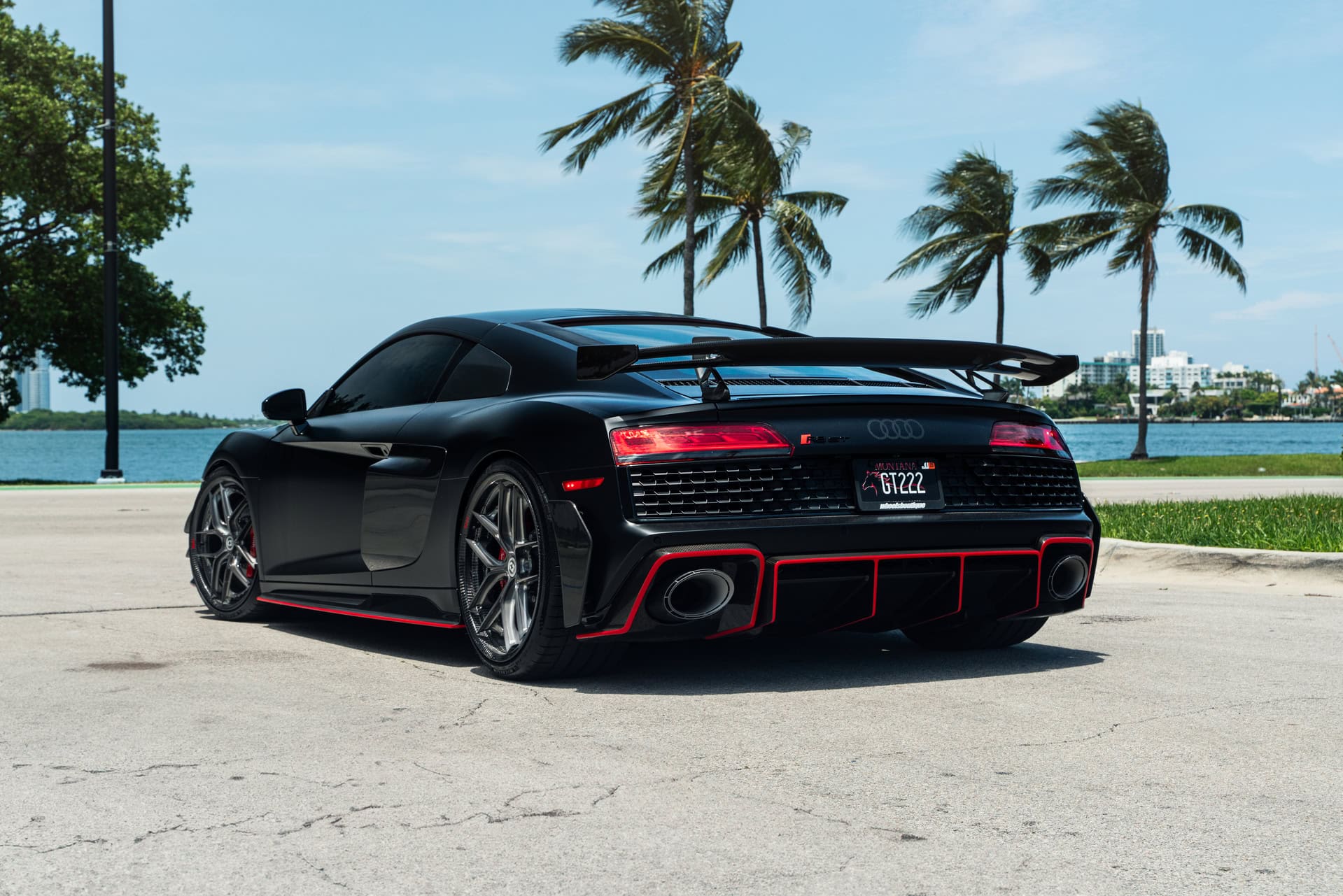 Audi R8 on HRE HX101 Carbon