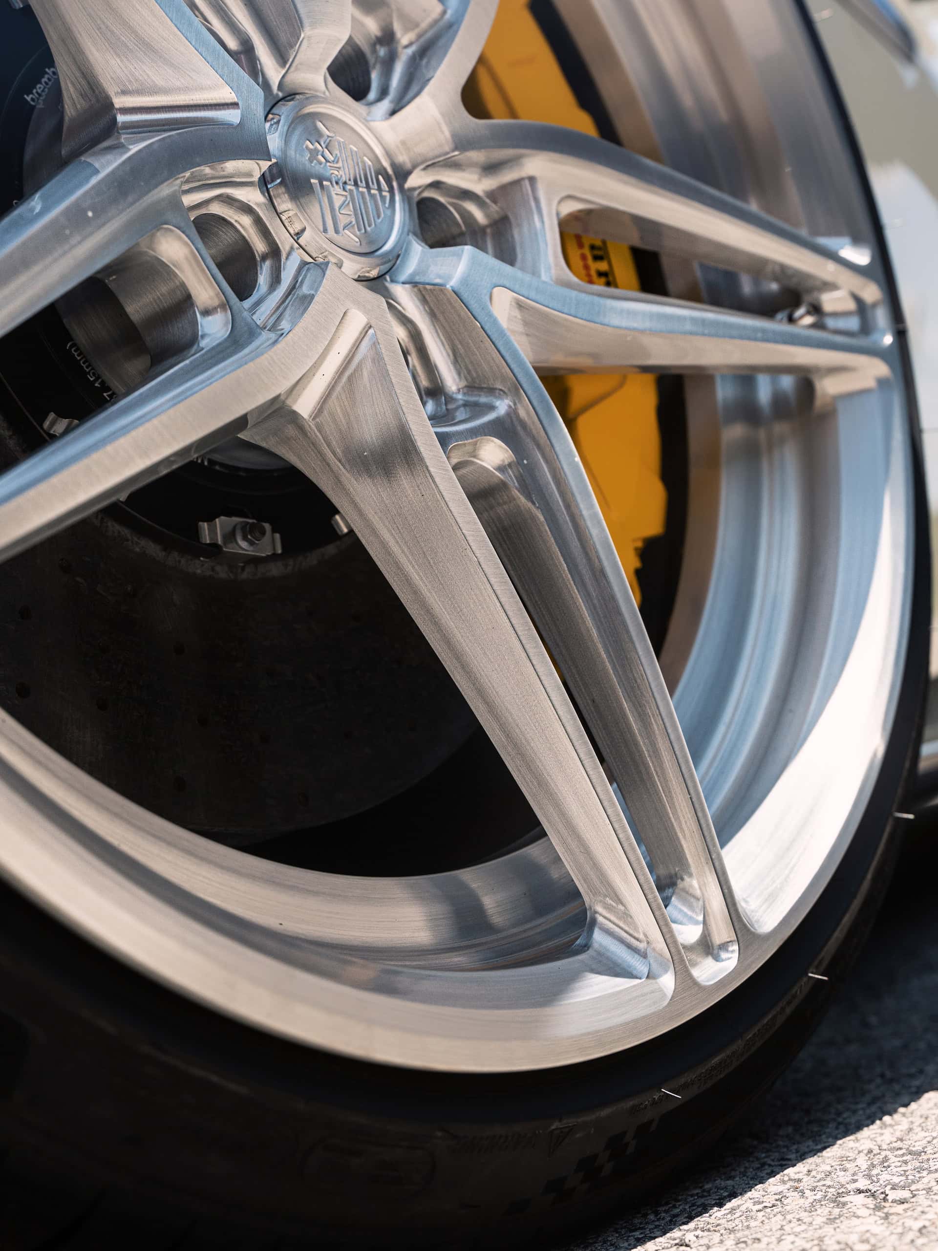 Photo 26 of Ferrari 12 Cilindri | Bianco Avus | on ANRKY AN27 | Brushed Clear