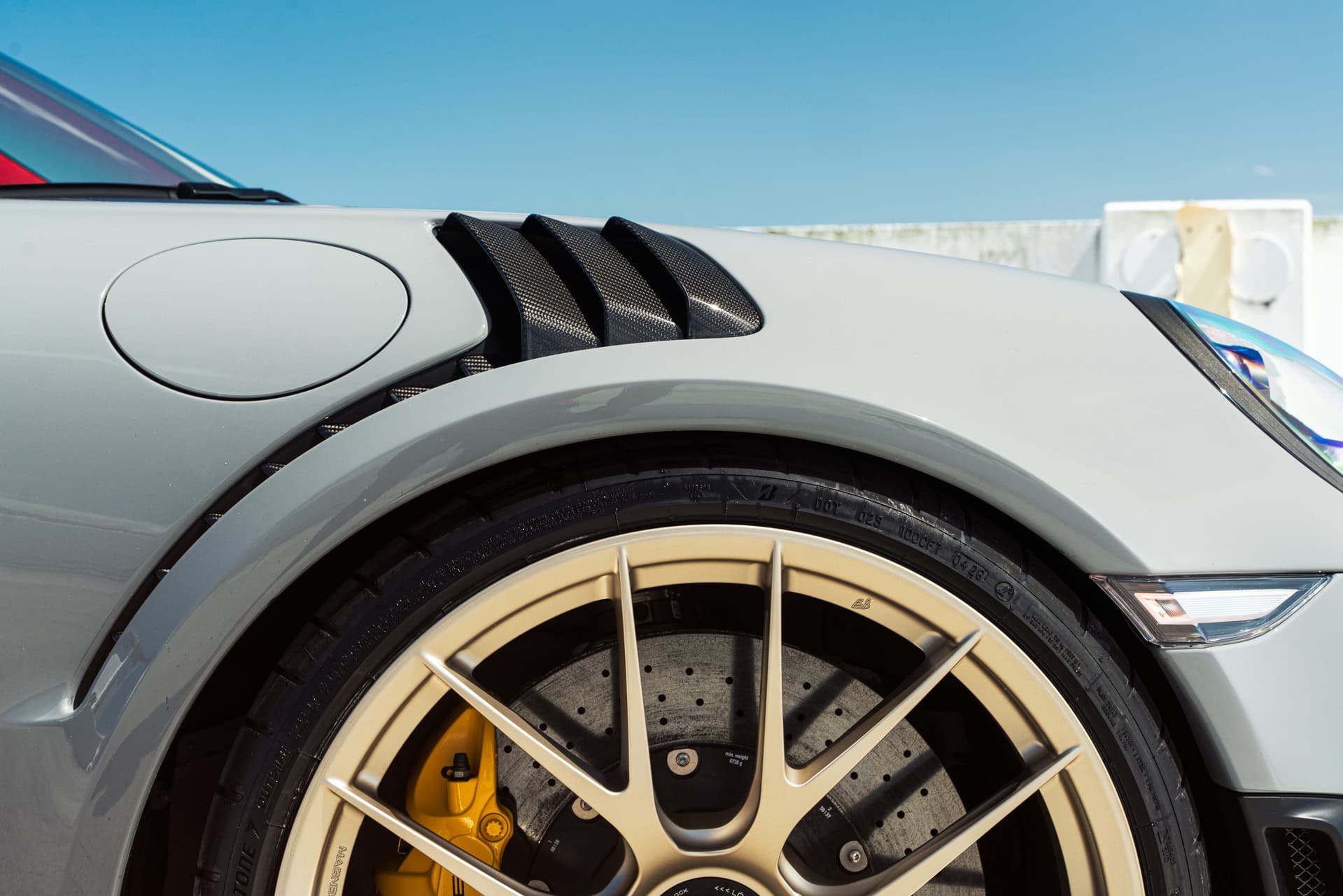 Porsche GT2 on IPE Wheels