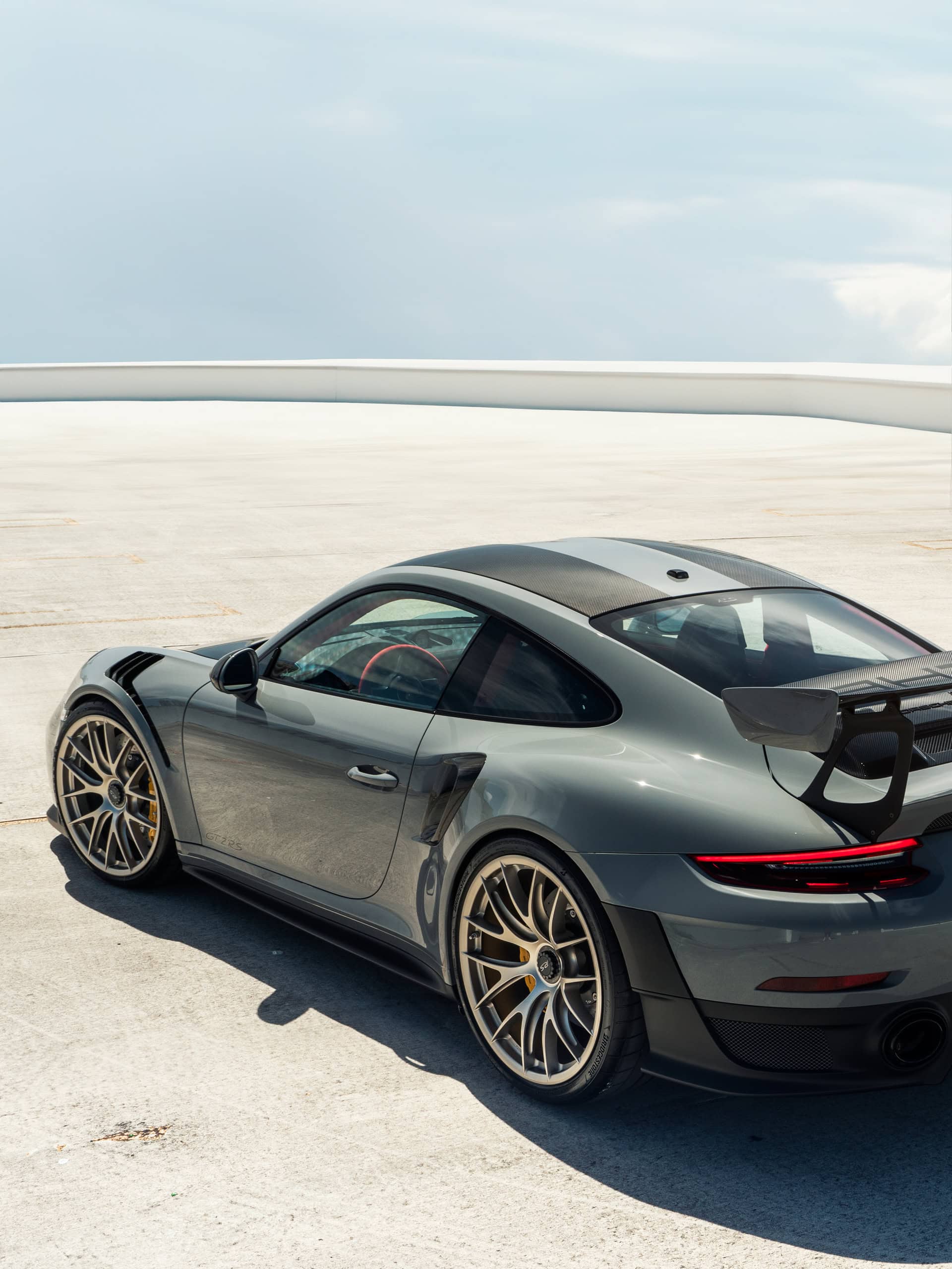 Porsche GT2 on IPE Wheels