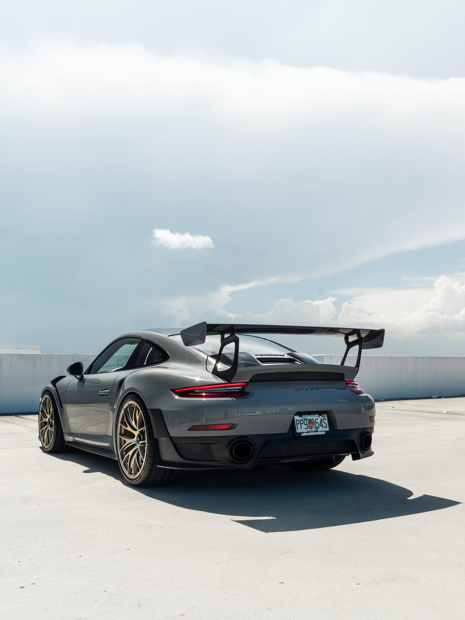 Porsche GT2 on IPE Wheels
