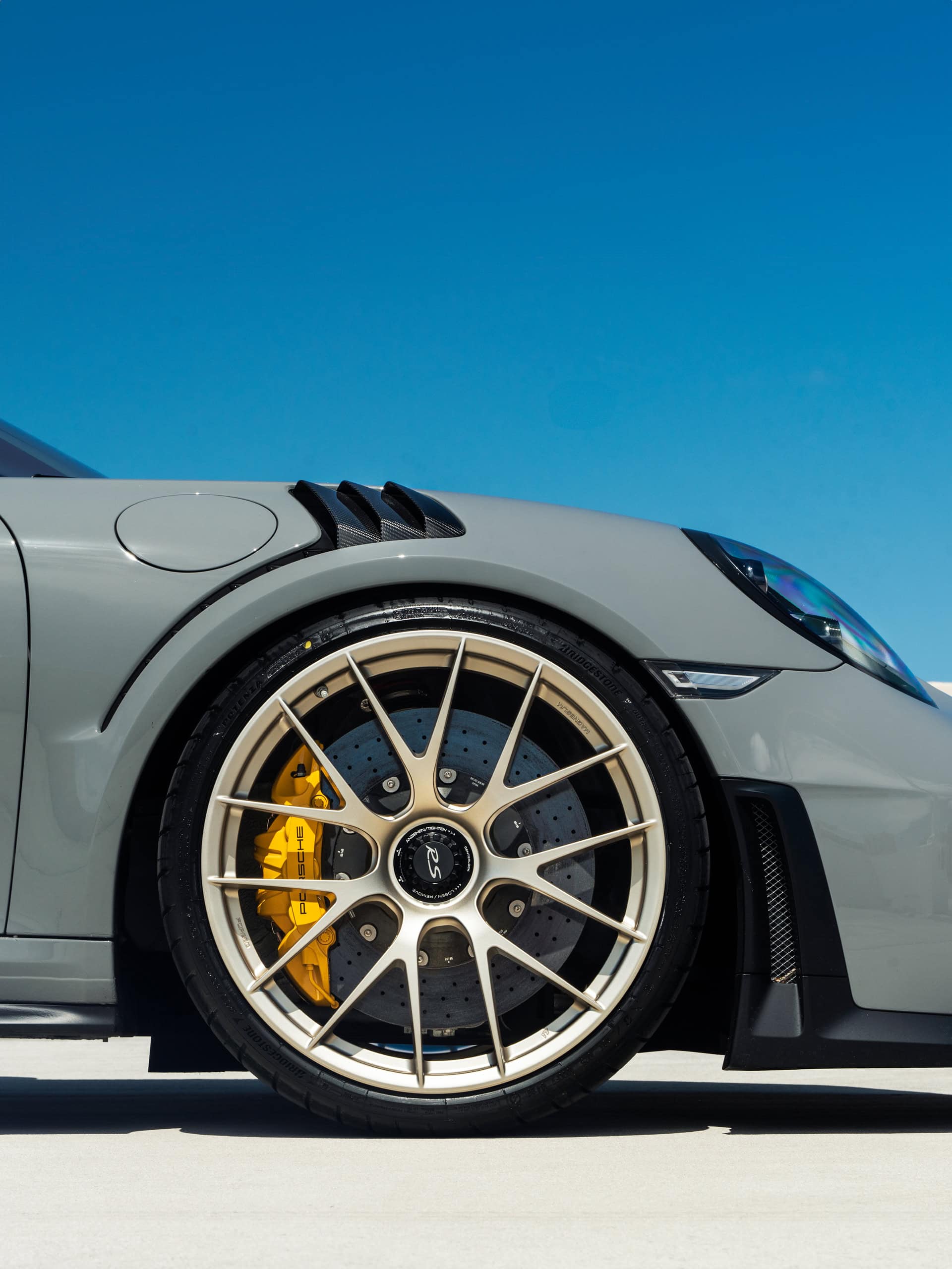 Photo 41 of Porsche 991.2 GT2 RS | Nardo Gray | on IPE MFP-01 Wheels | Satin White Gold