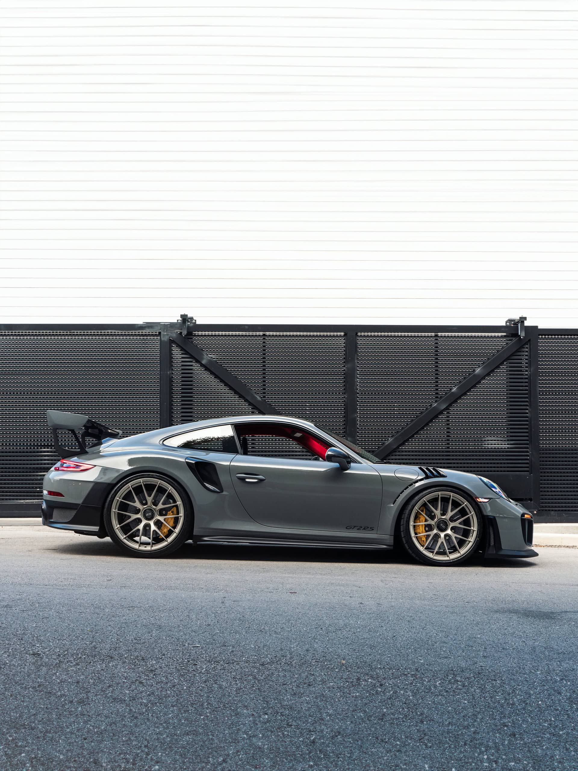 Photo 31 of Porsche 991.2 GT2 RS | Nardo Gray | on IPE MFP-01 Wheels | Satin White Gold