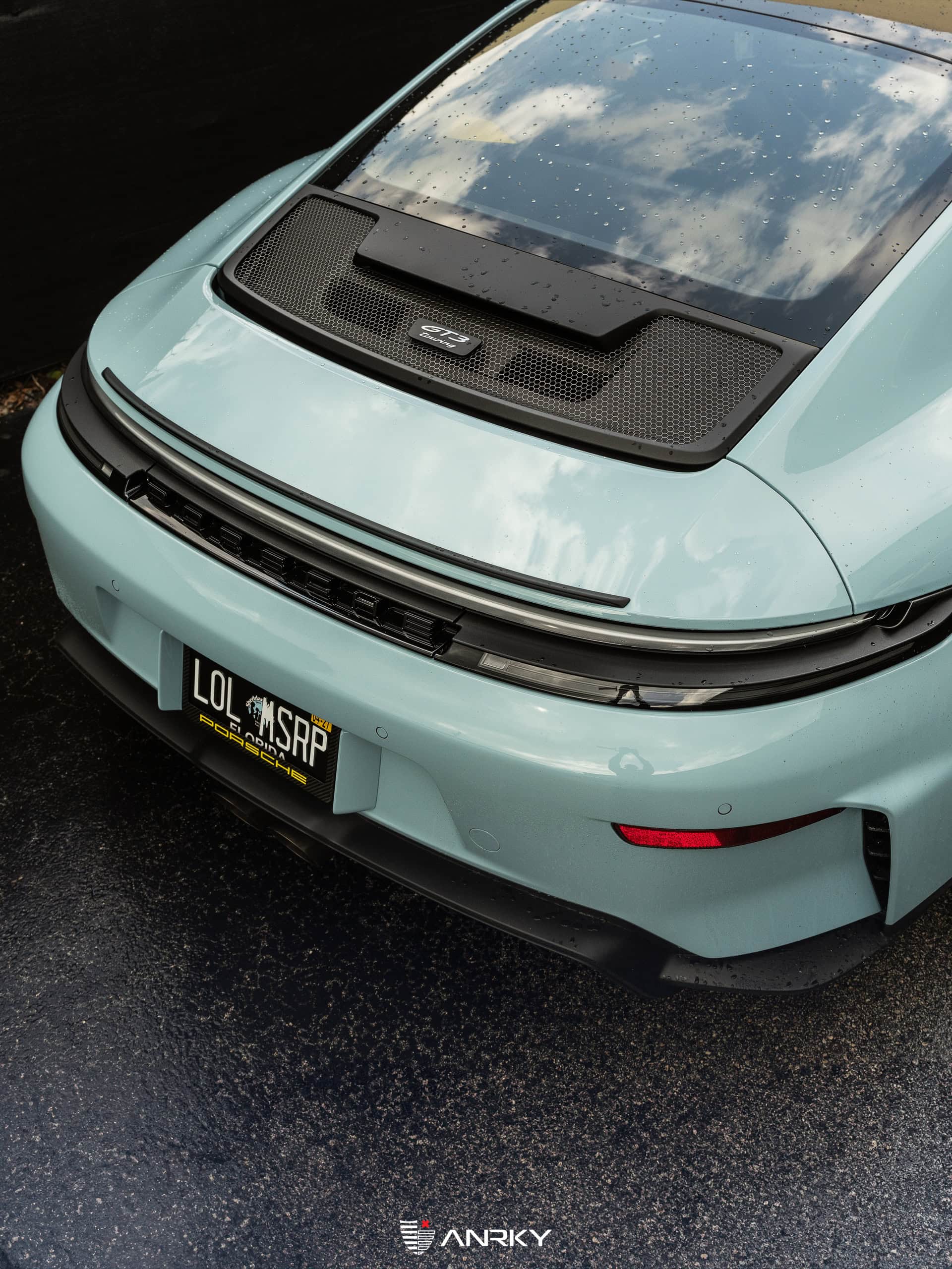 Porsche 992 GT3 Touring – AN27 SeriesTWO