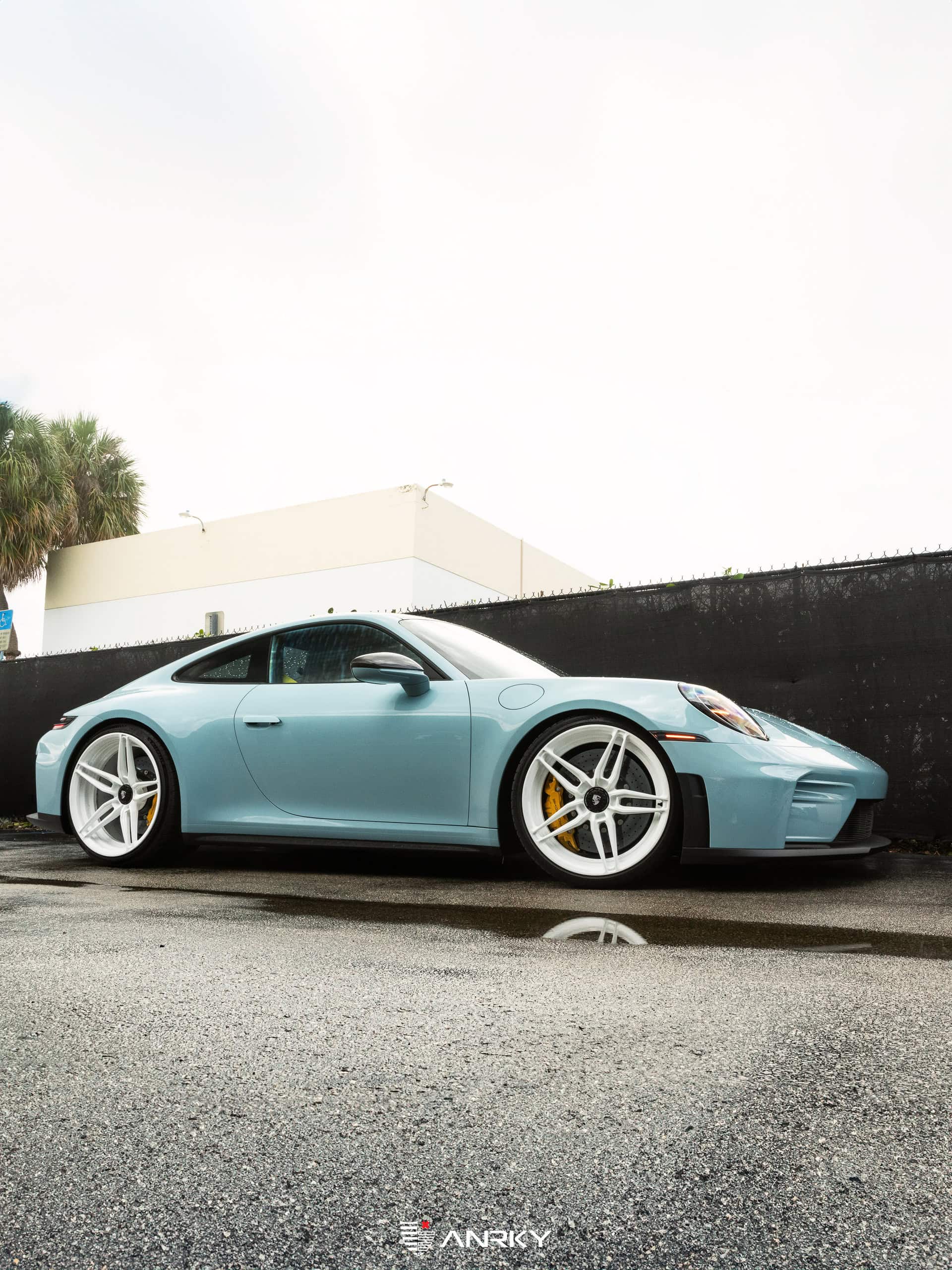 Porsche 992 GT3 Touring – AN27 SeriesTWO