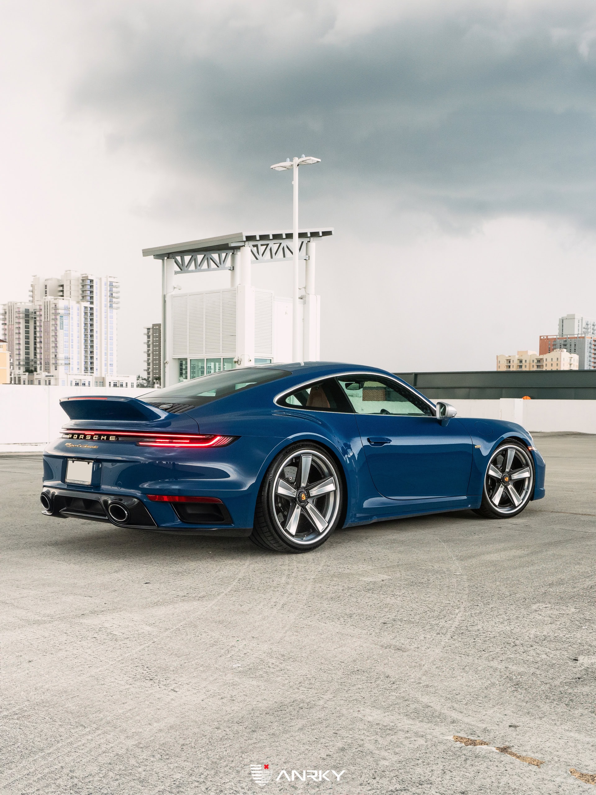 Porsche 992 Sport Classic – RETROSeries FU-5
