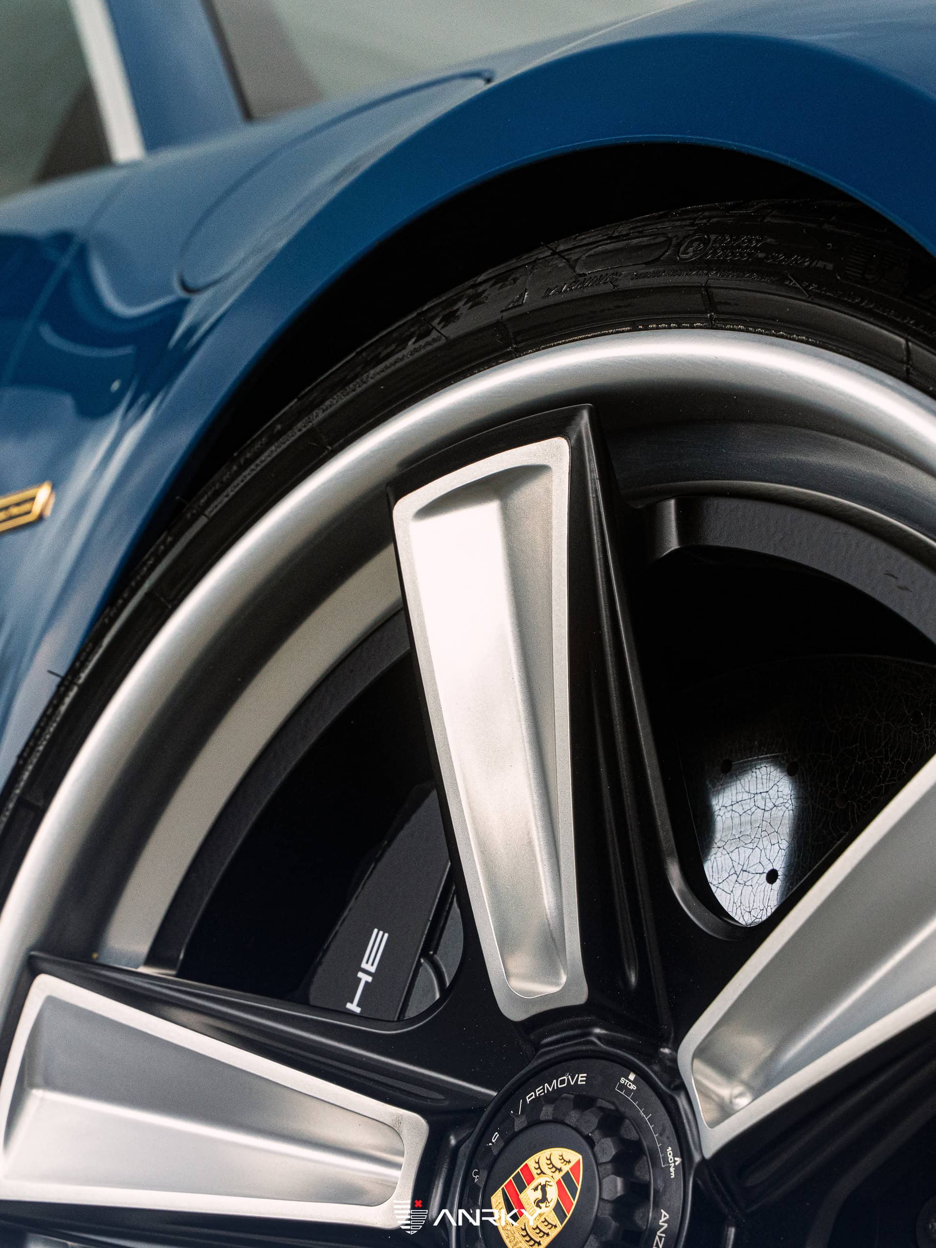 Porsche 992 Sport Classic – RETROSeries FU-5
