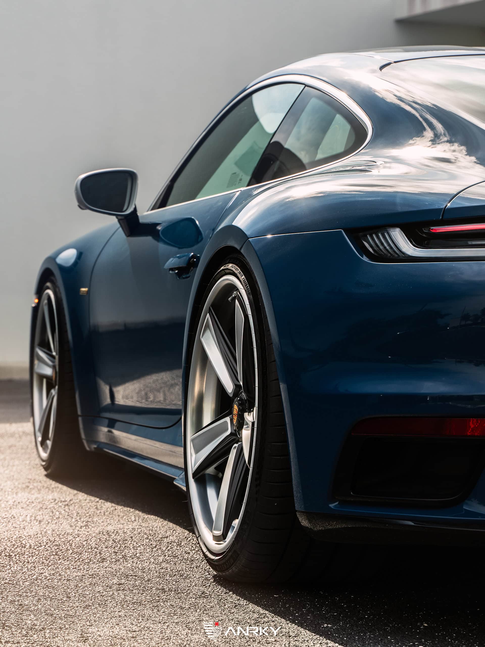 Porsche 992 Sport Classic – RETROSeries FU-5