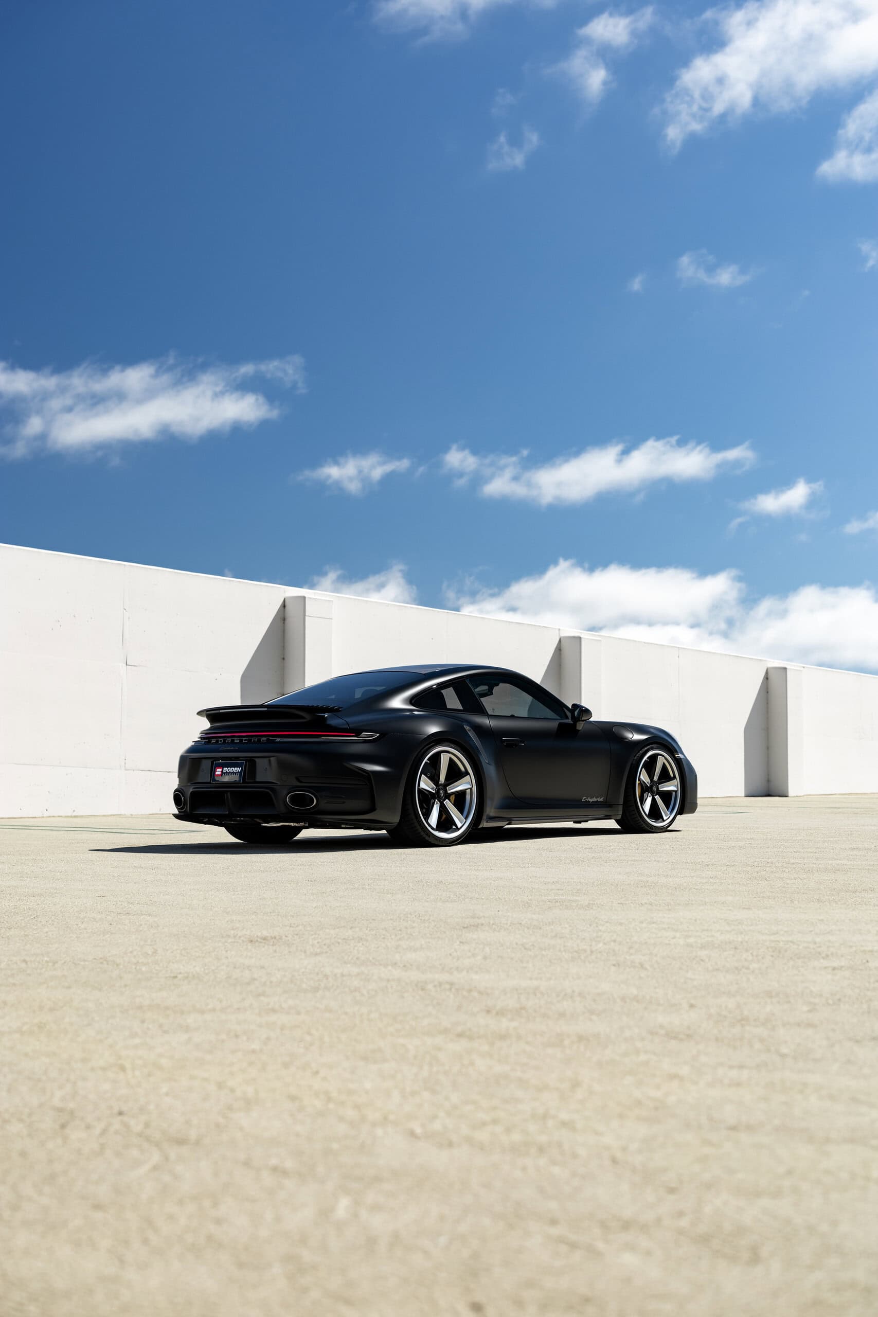 Porsche 992.2 Turbo on Anrky FU-5 