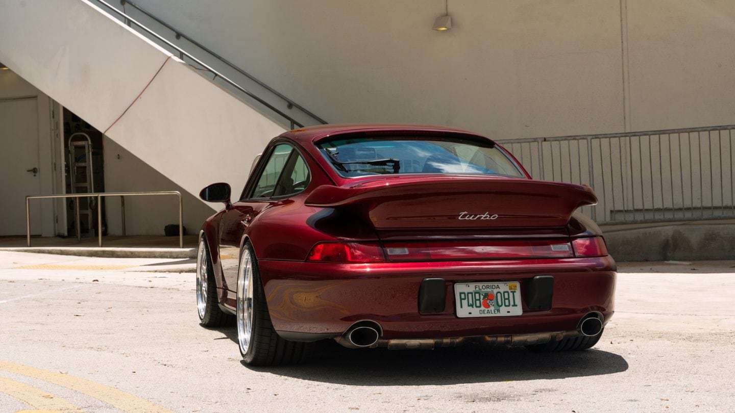 Porsche 993 Turbo on BBS E89