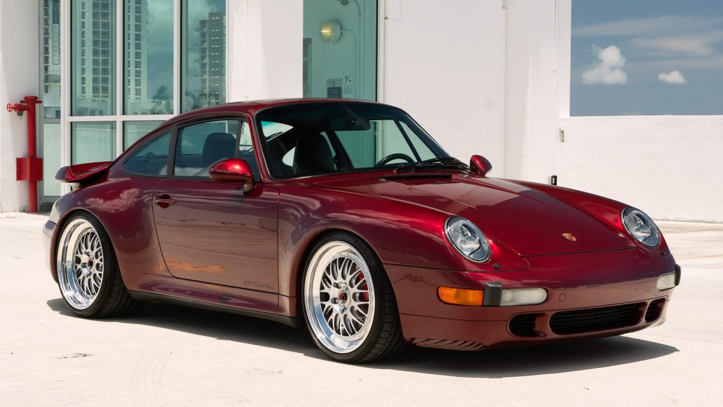 Porsche 993 Turbo on BBS E89