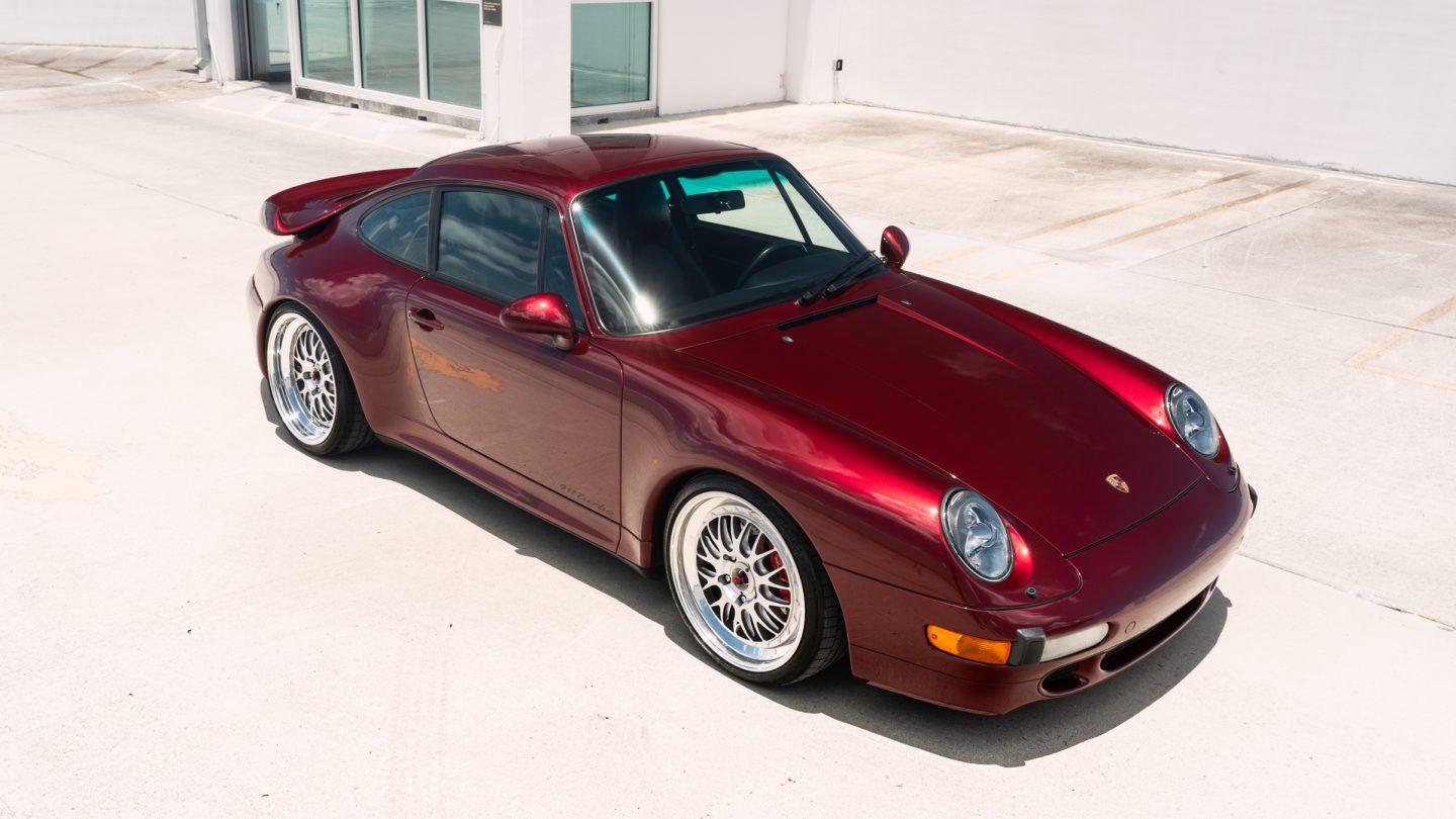 Porsche 993 Turbo on BBS E89