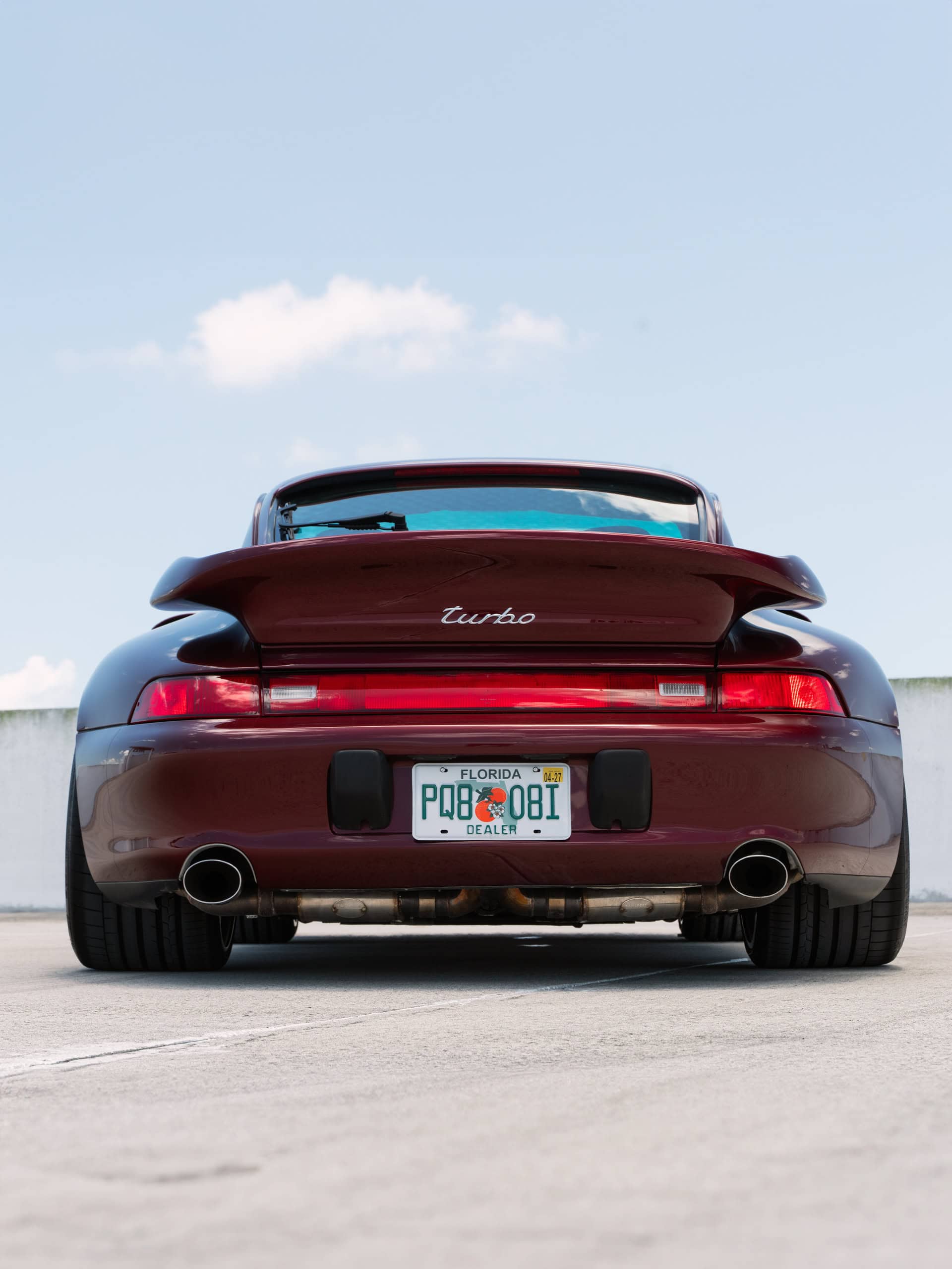 Porsche 993 Turbo on BBS E89