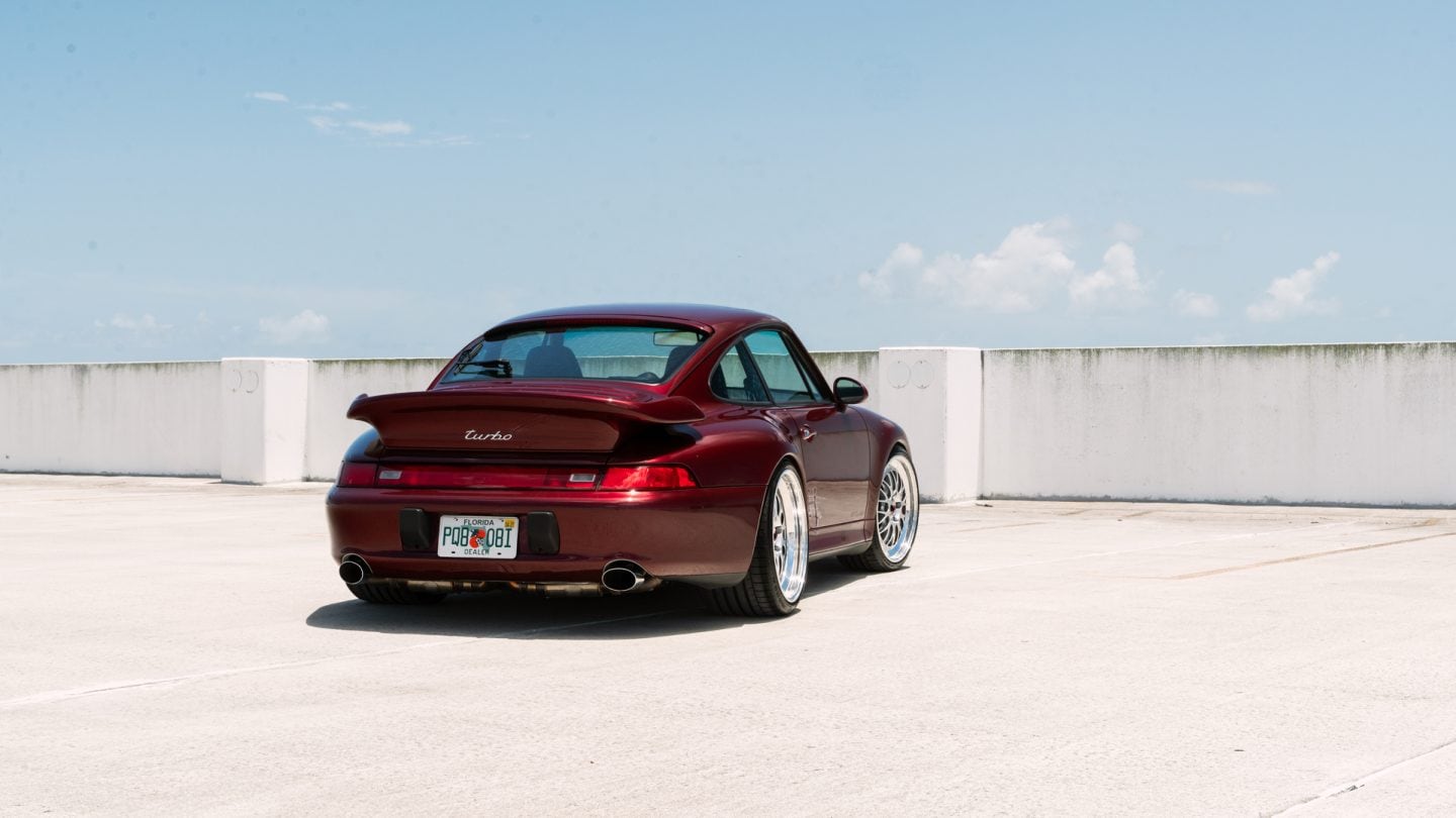 Porsche 993 Turbo on BBS E89