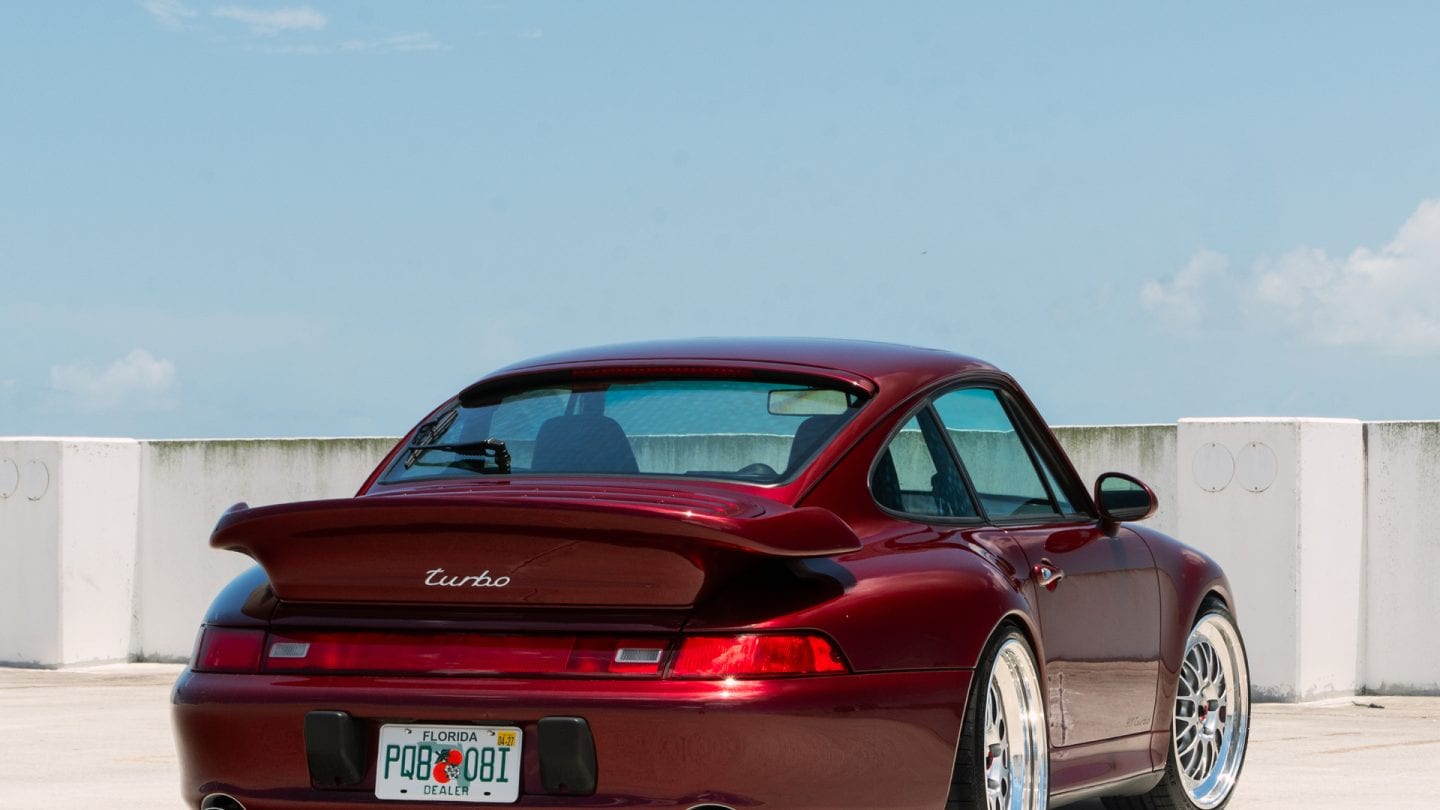 Porsche 993 Turbo on BBS E89