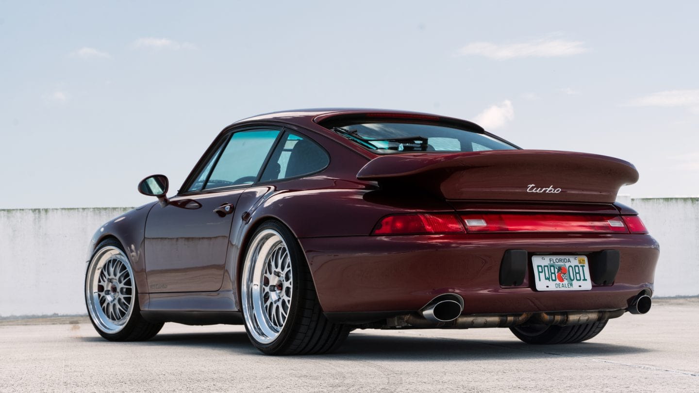 Porsche 993 Turbo on BBS E89