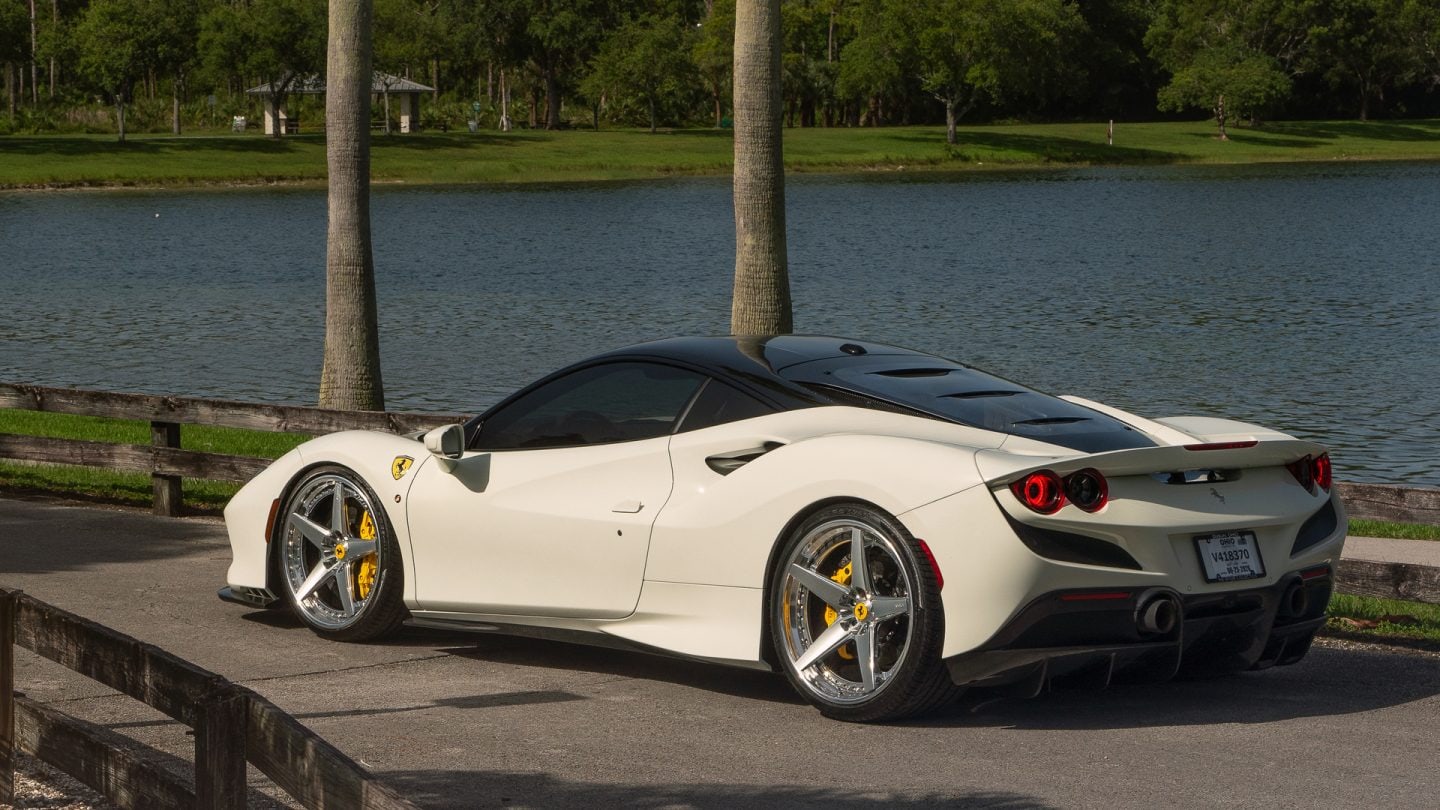 Ferrari F8 Tributo – RETROSeries RS5.3