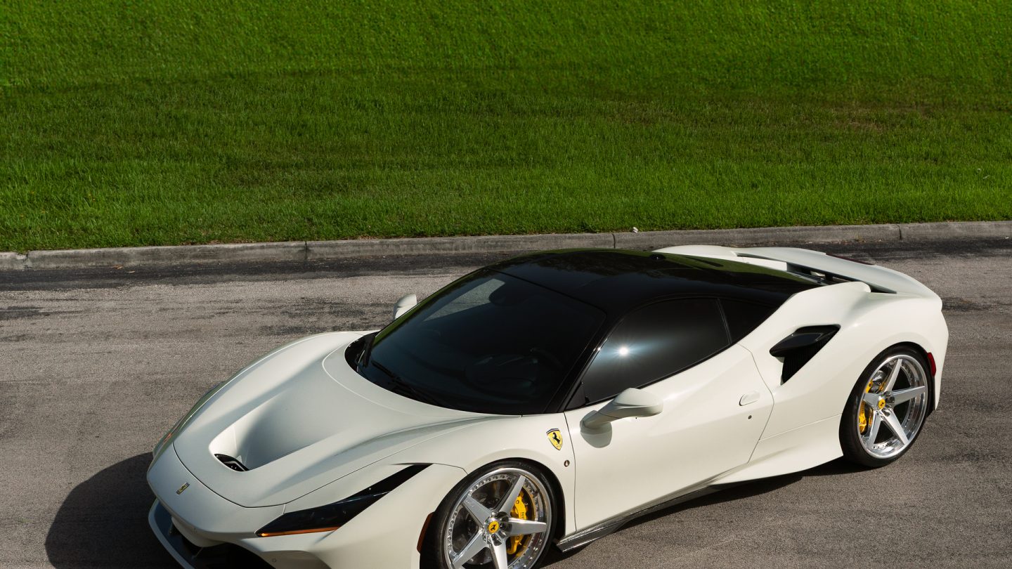 Ferrari F8 Tributo – RETROSeries RS5.3