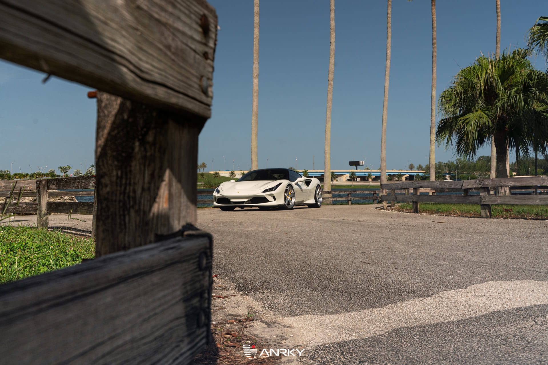 Ferrari F8 Tributo – RETROSeries RS5.3