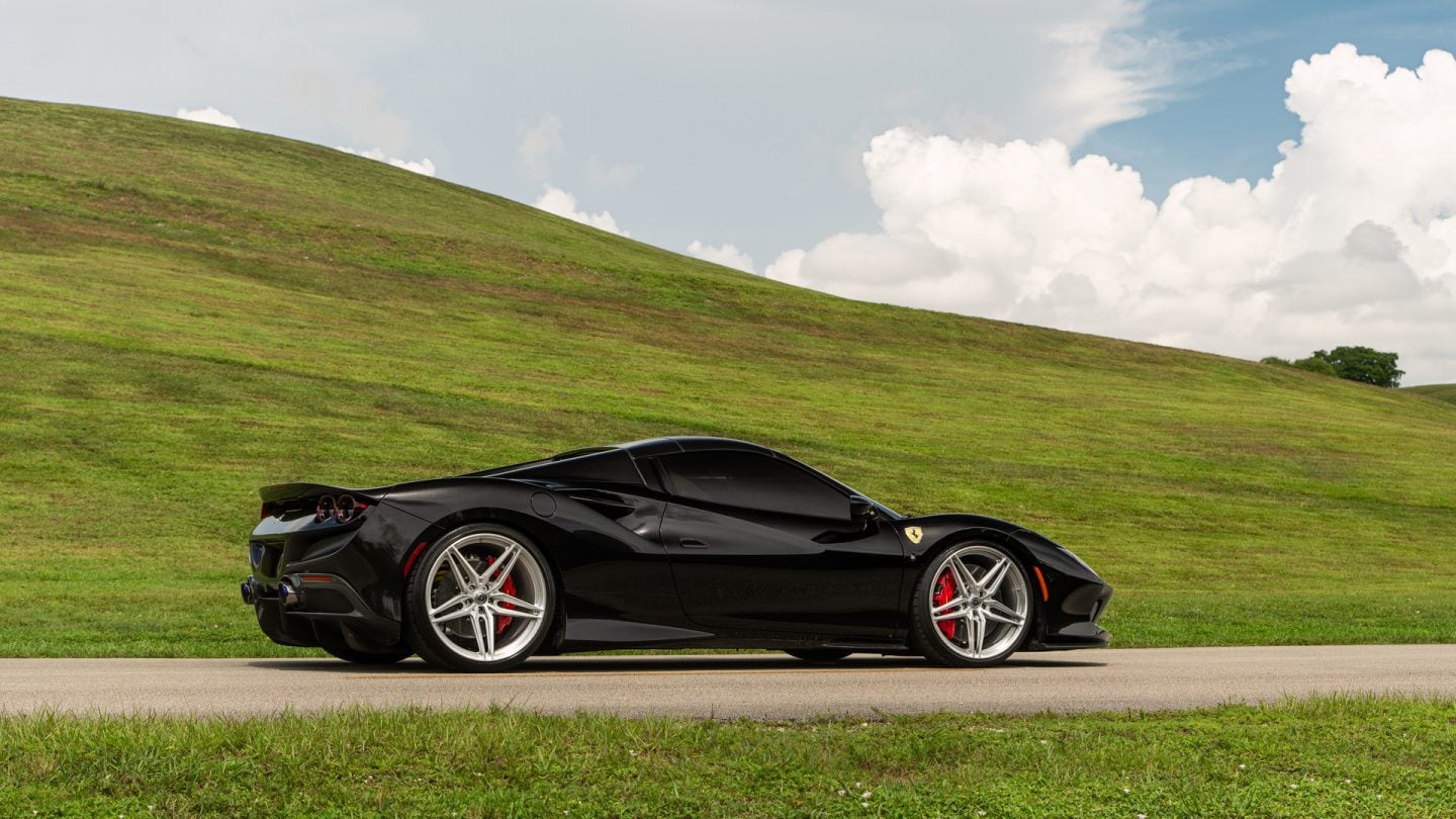 Ferrari F8 Spider – HRE P107SC 