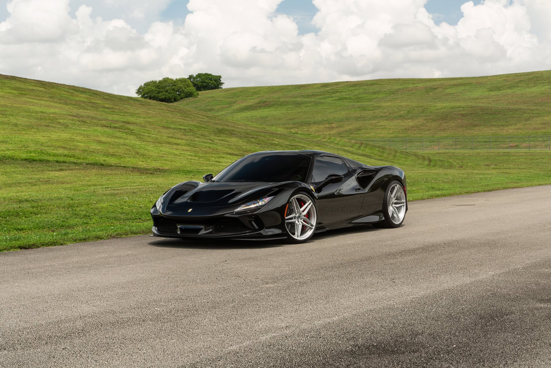Photo 23 of Ferrari F8 Spider – HRE P107SC 