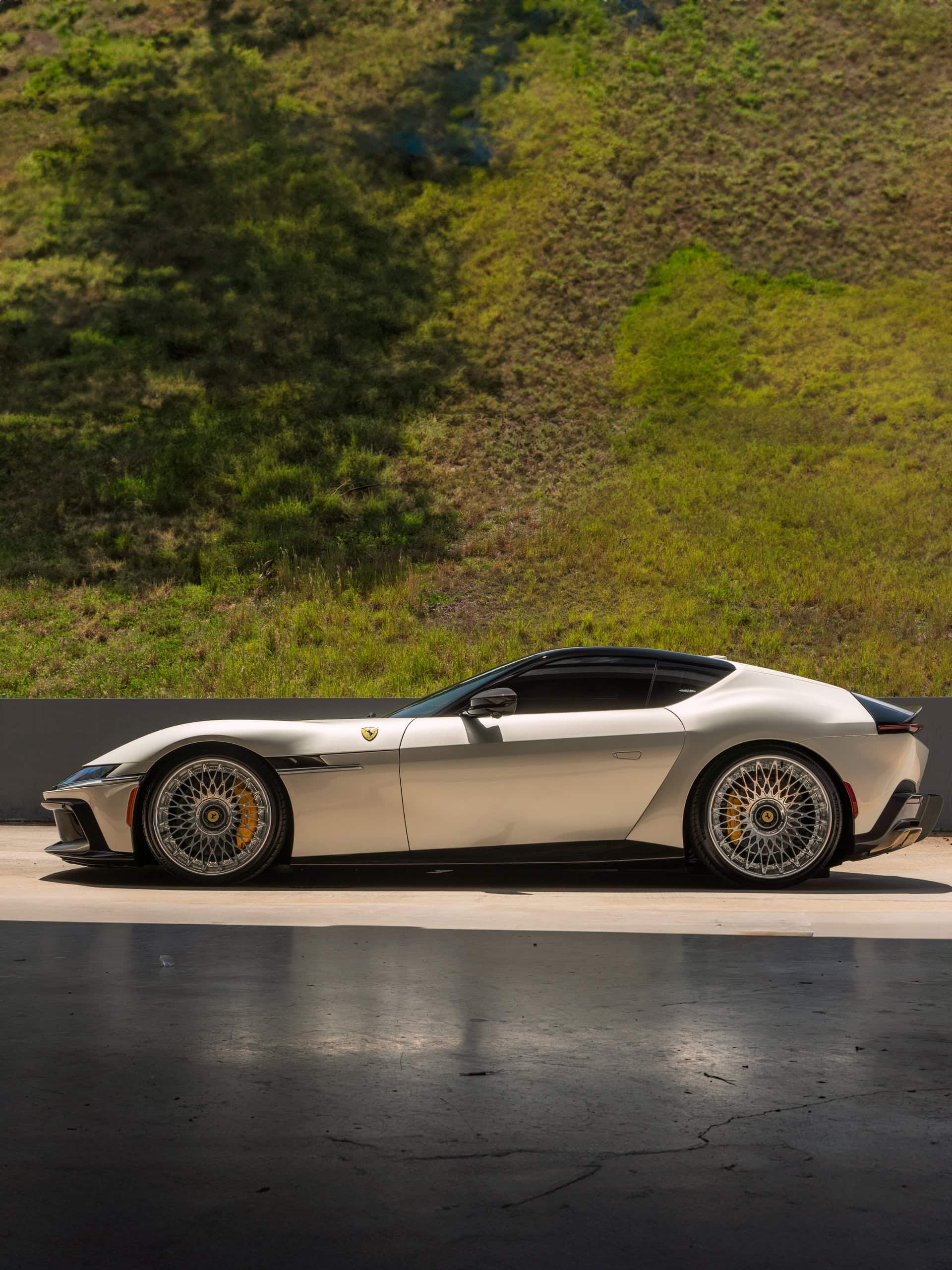 Ferrari 12cilindri on ANRKY Wheels