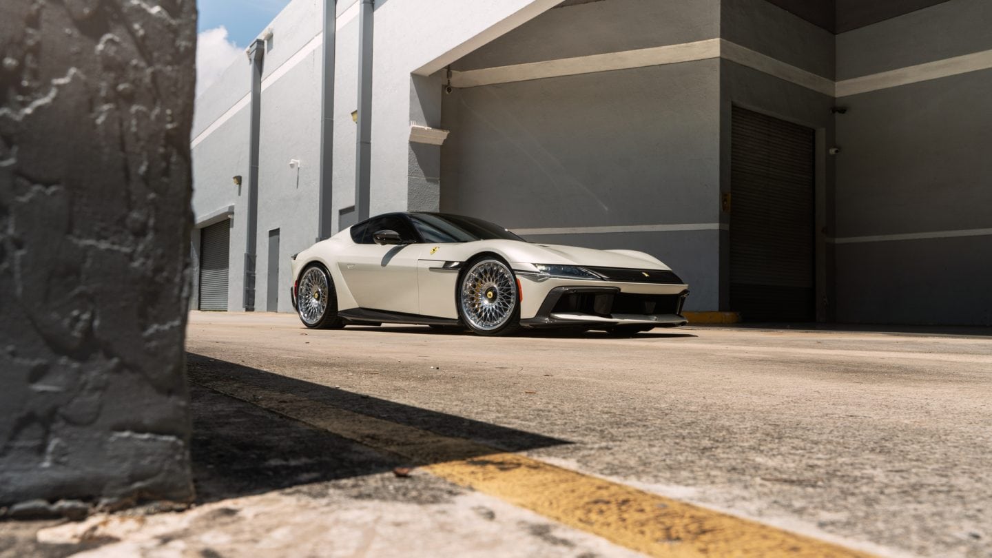 Ferrari 12cilindri on ANRKY Wheels