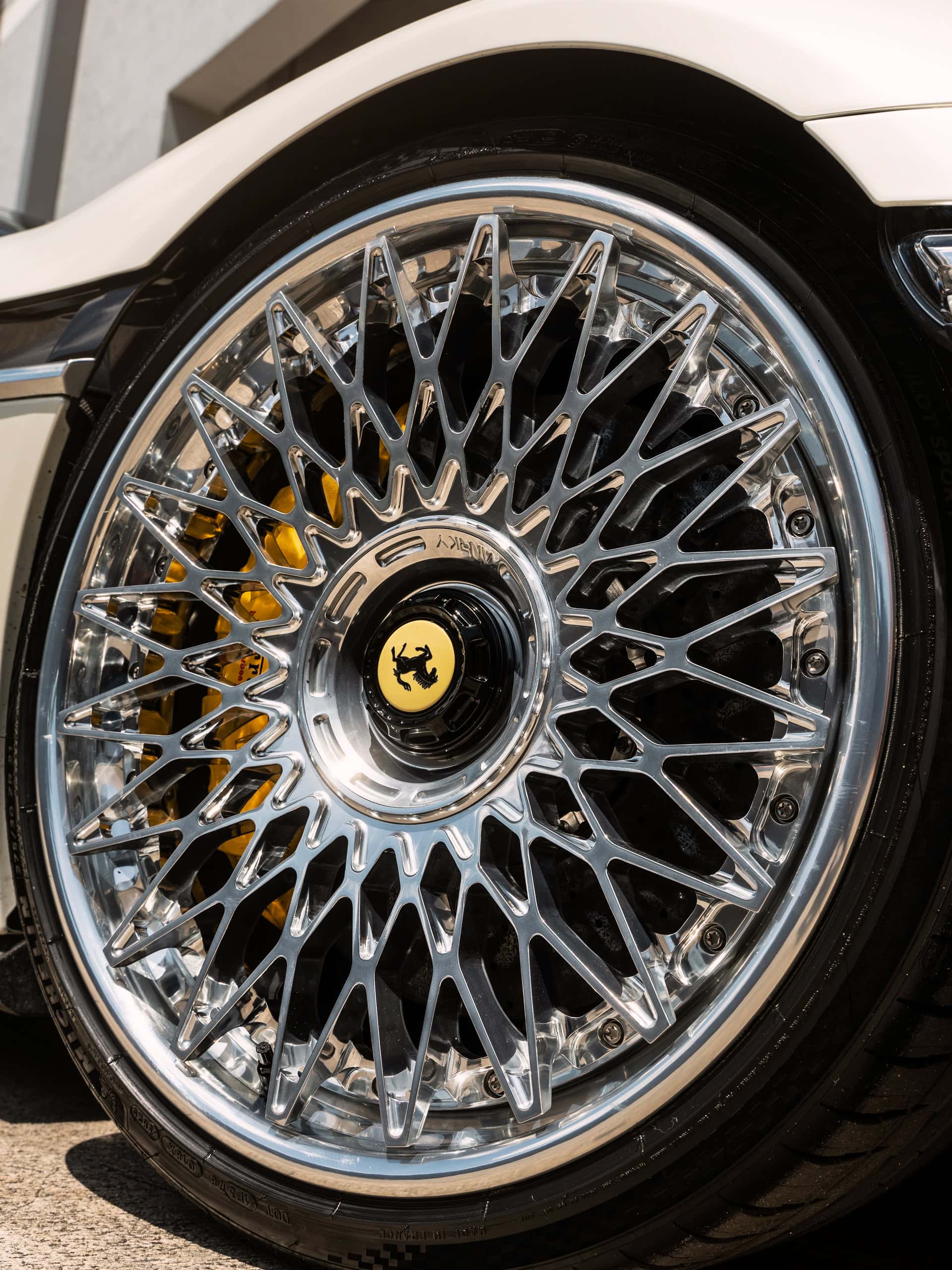 Ferrari 12cilindri on ANRKY Wheels