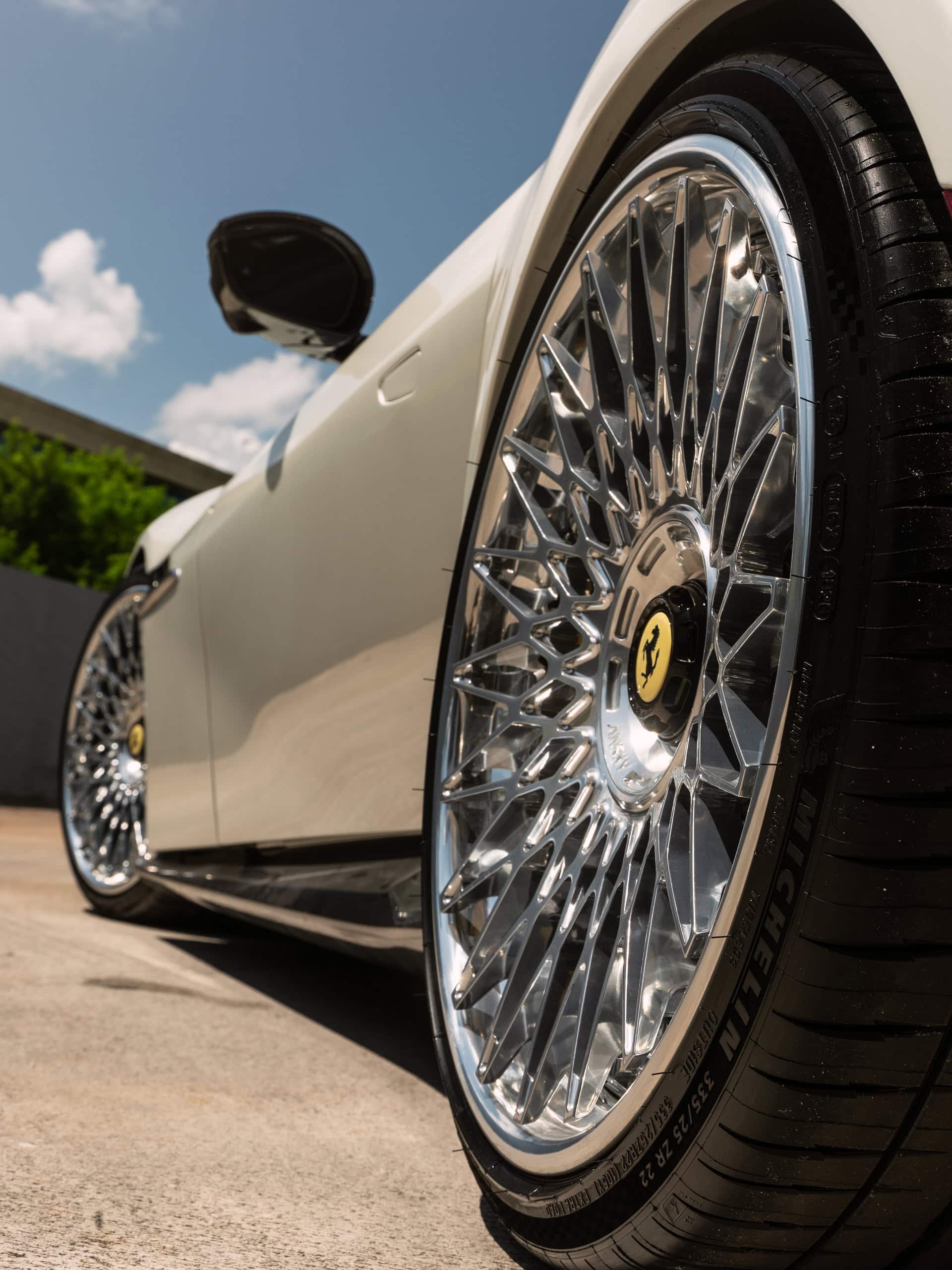 Ferrari 12cilindri on ANRKY Wheels