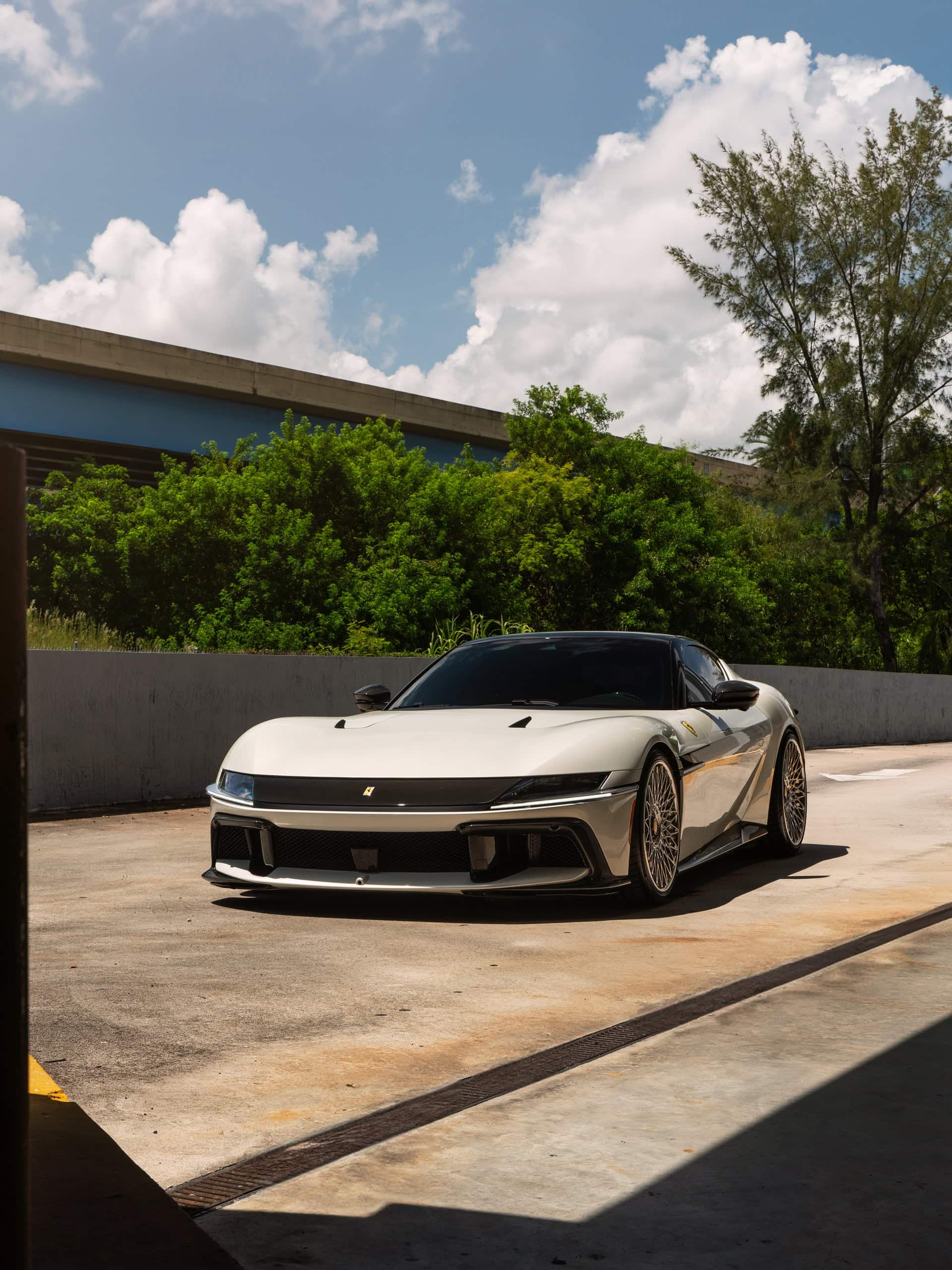 Ferrari 12cilindri on ANRKY Wheels