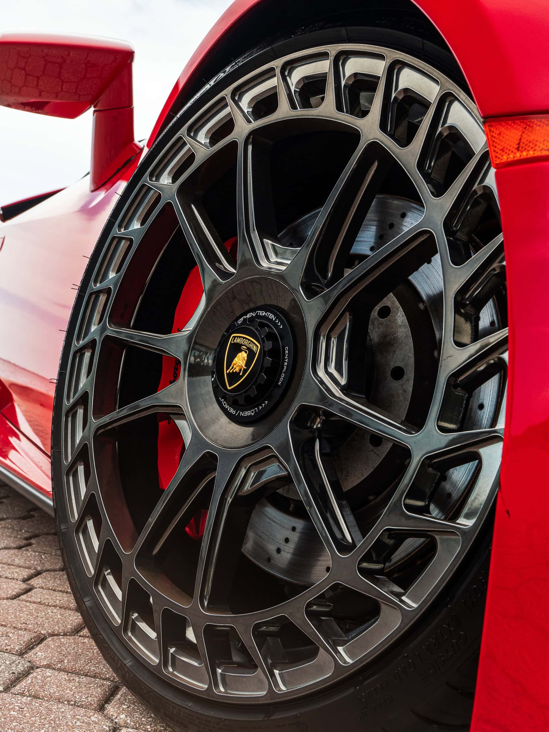 Lamborghini Huracan EVO on AG Wheels