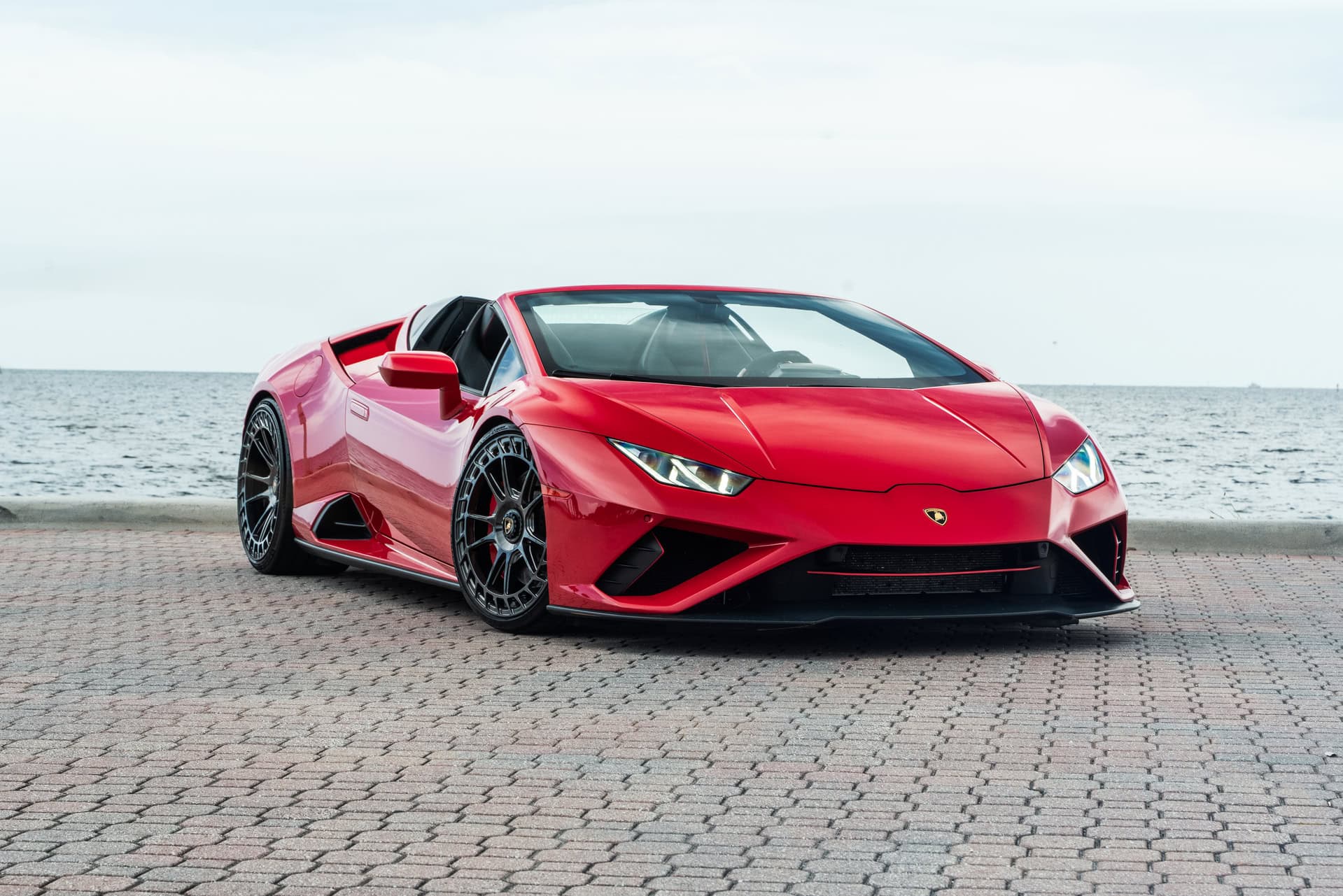 Lamborghini Huracan EVO on AG Wheels