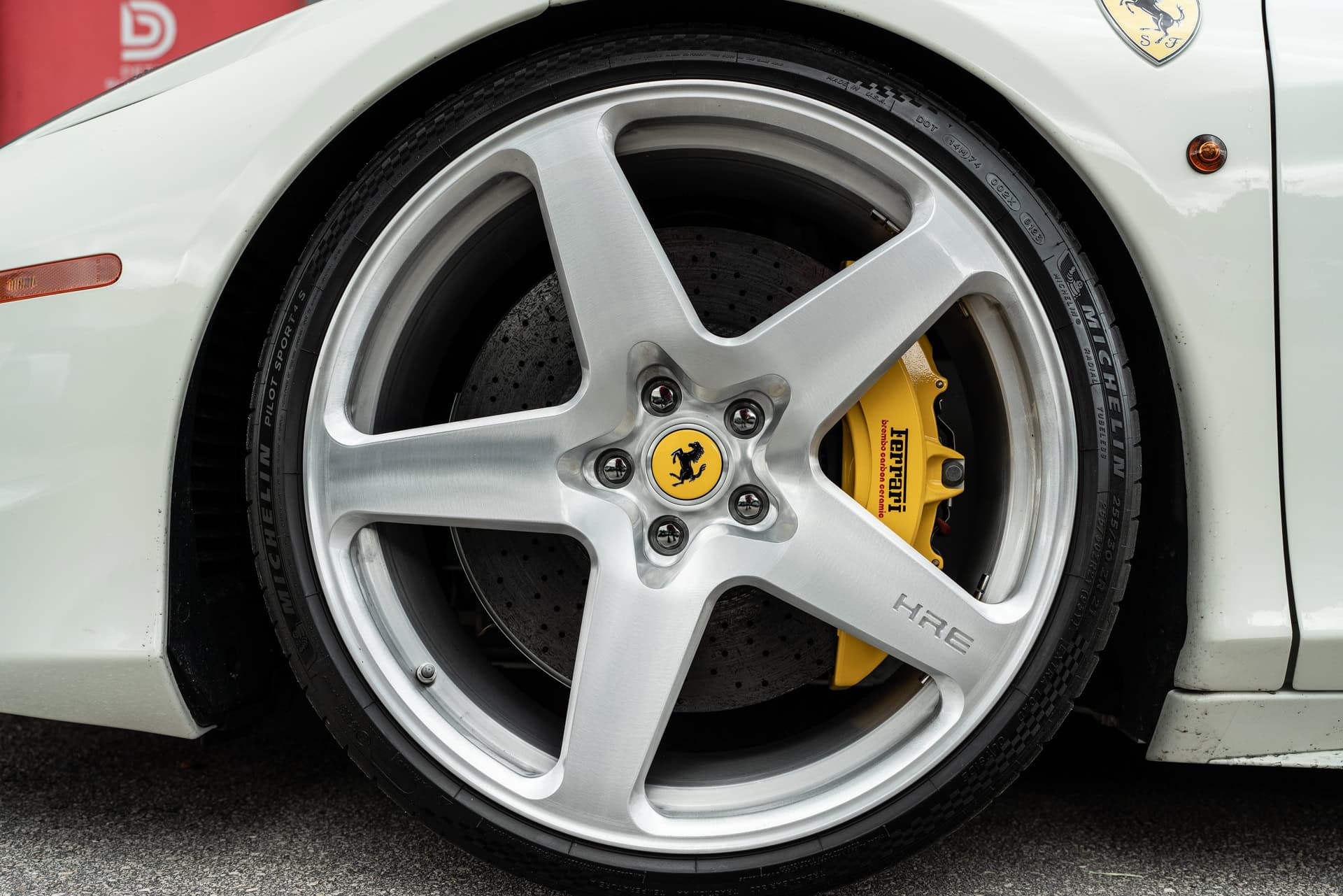 Ferrari 488 Spider on HRE 527M