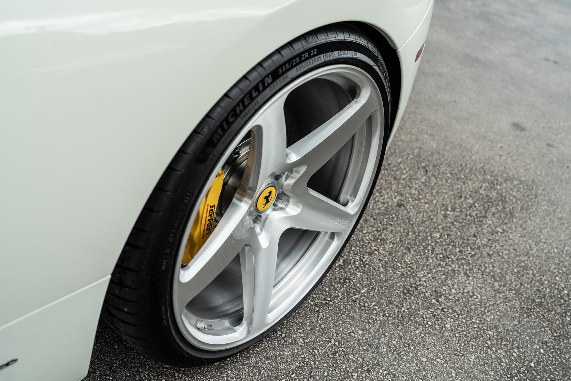 Ferrari 488 Spider on HRE 527M